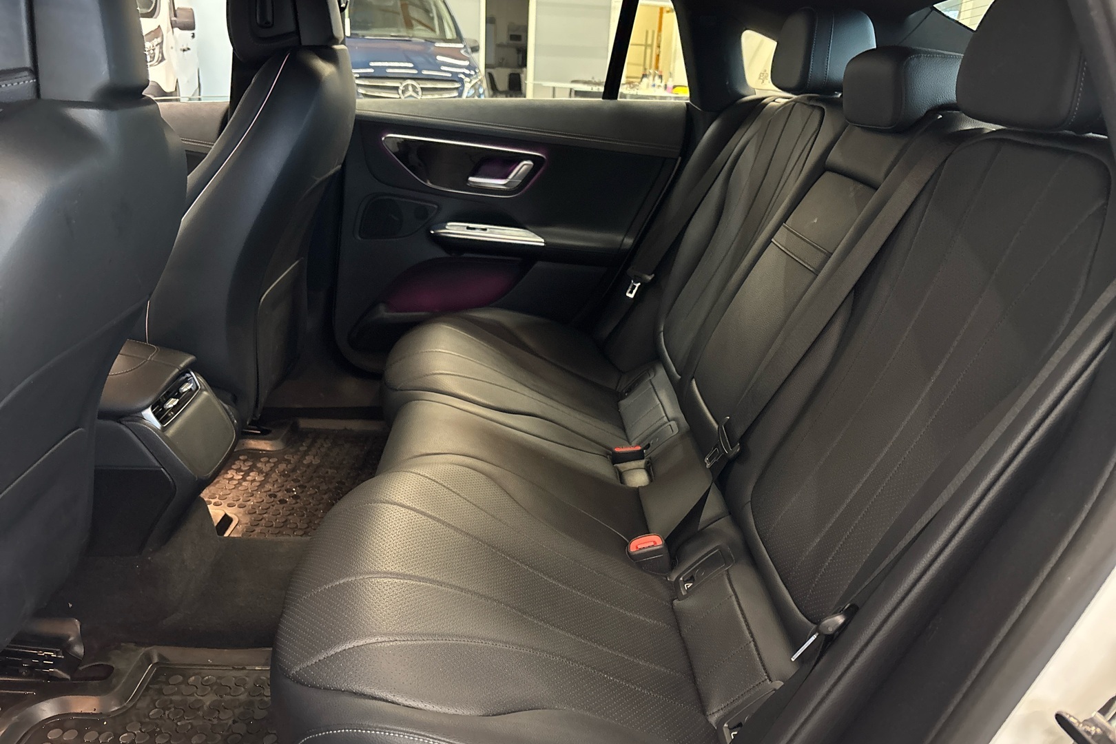 MERCEDES-BENZ EQE 2023