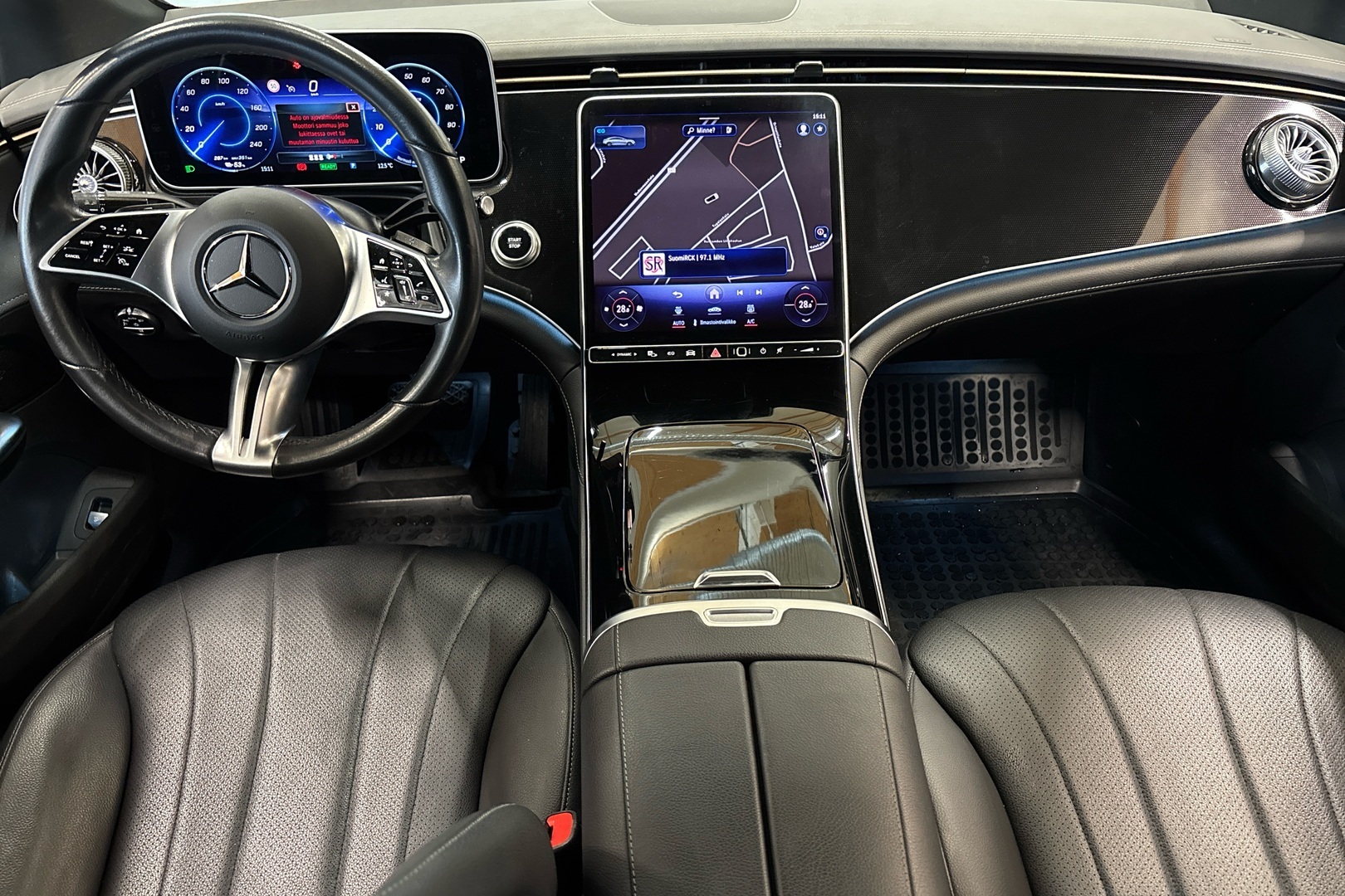 MERCEDES-BENZ EQE 2023