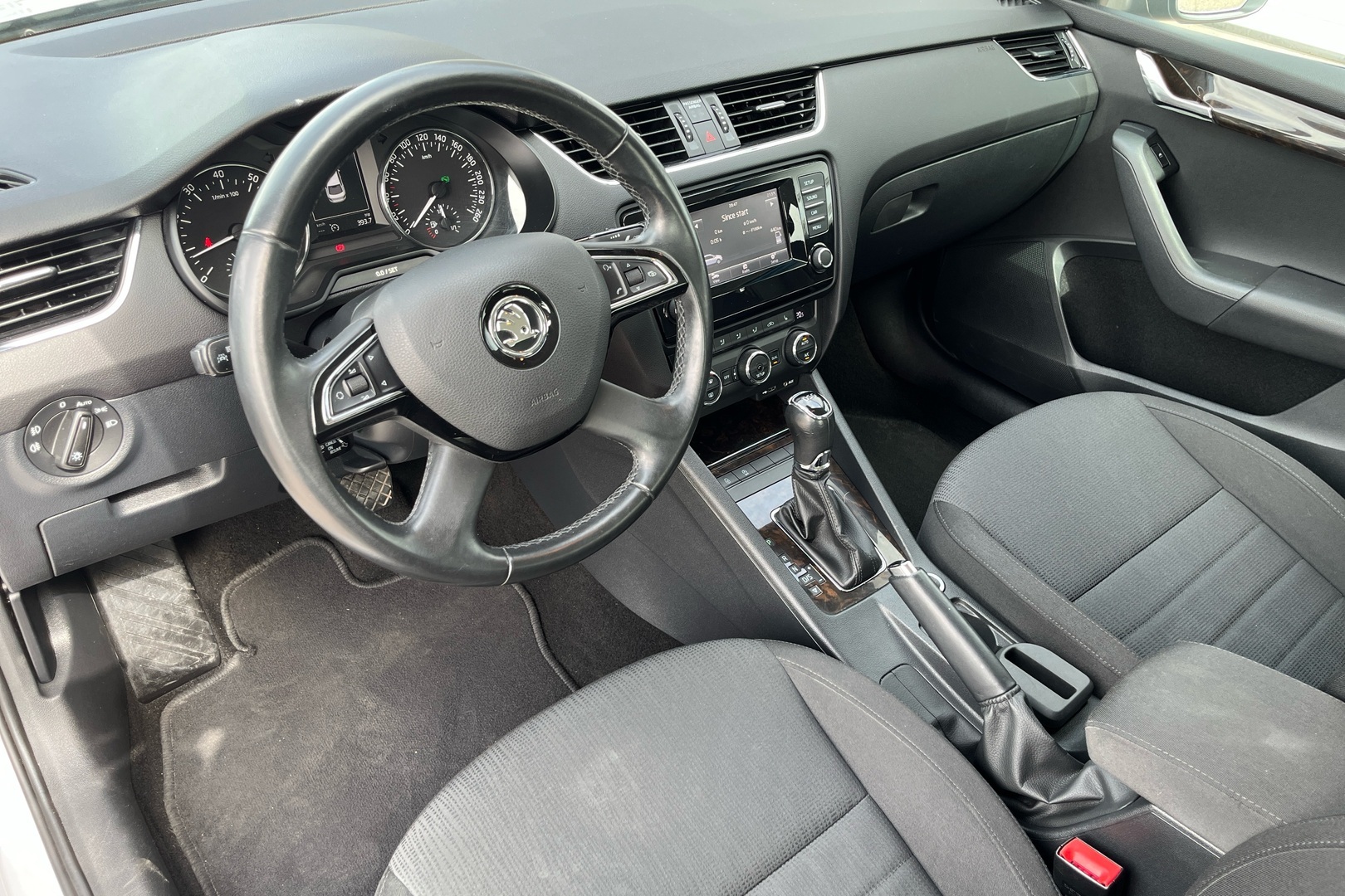 SKODA Octavia 2015