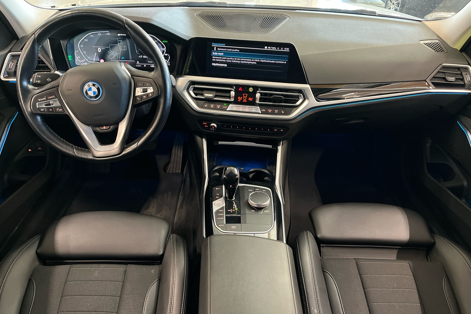 BMW 320 2022