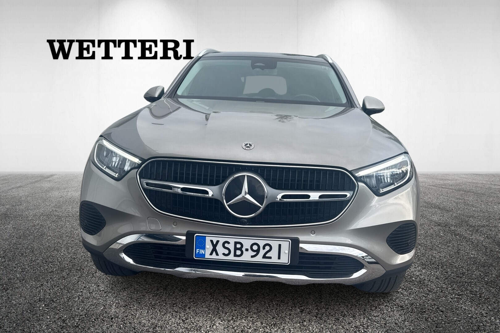 MERCEDES-BENZ GLC 2023