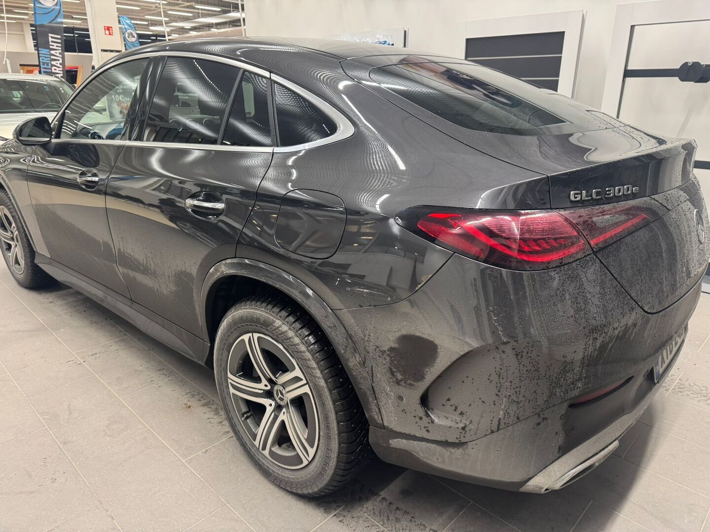 MERCEDES-BENZ GLC 2025