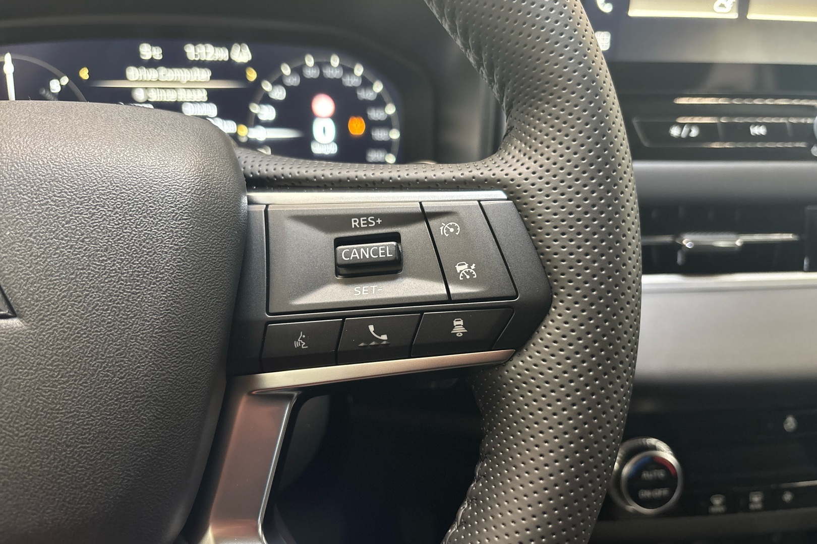 MITSUBISHI Outlander 2025