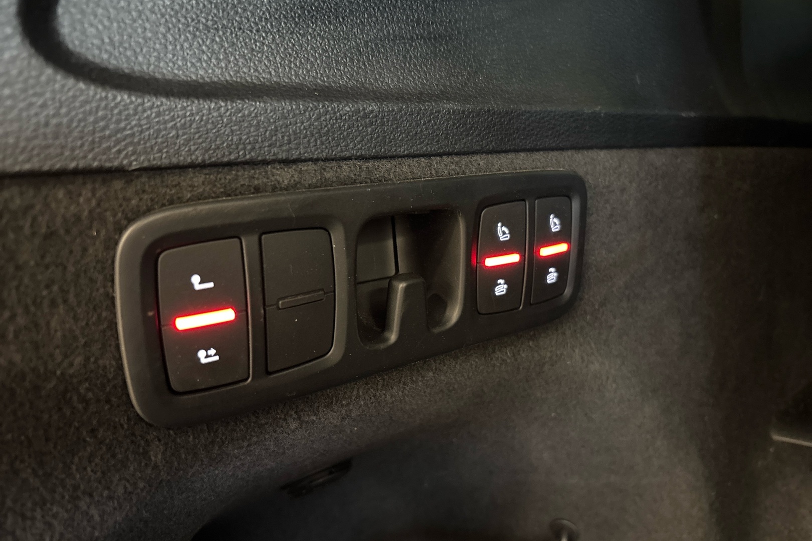AUDI Q7 2015