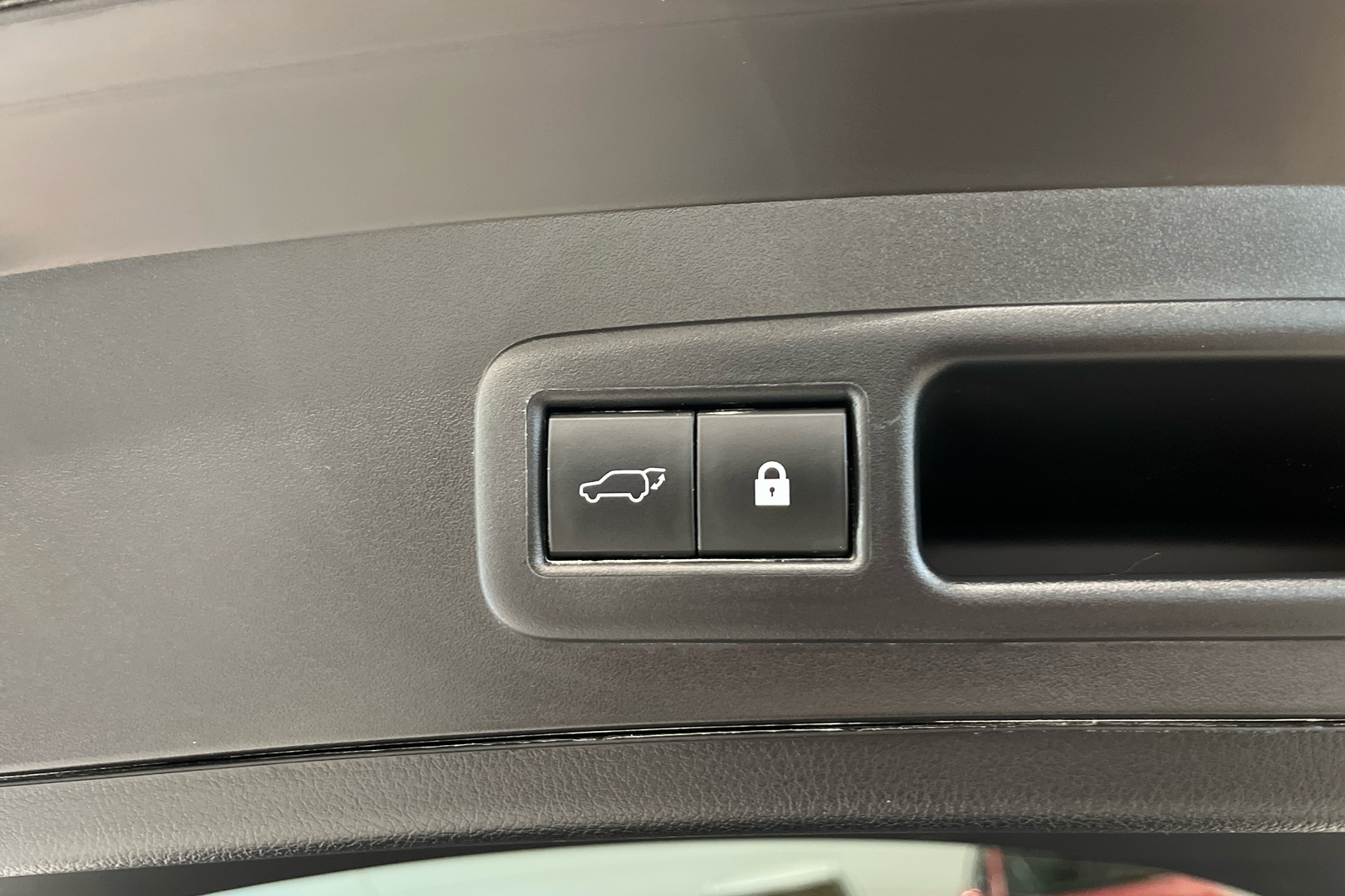 LEXUS UX 2022