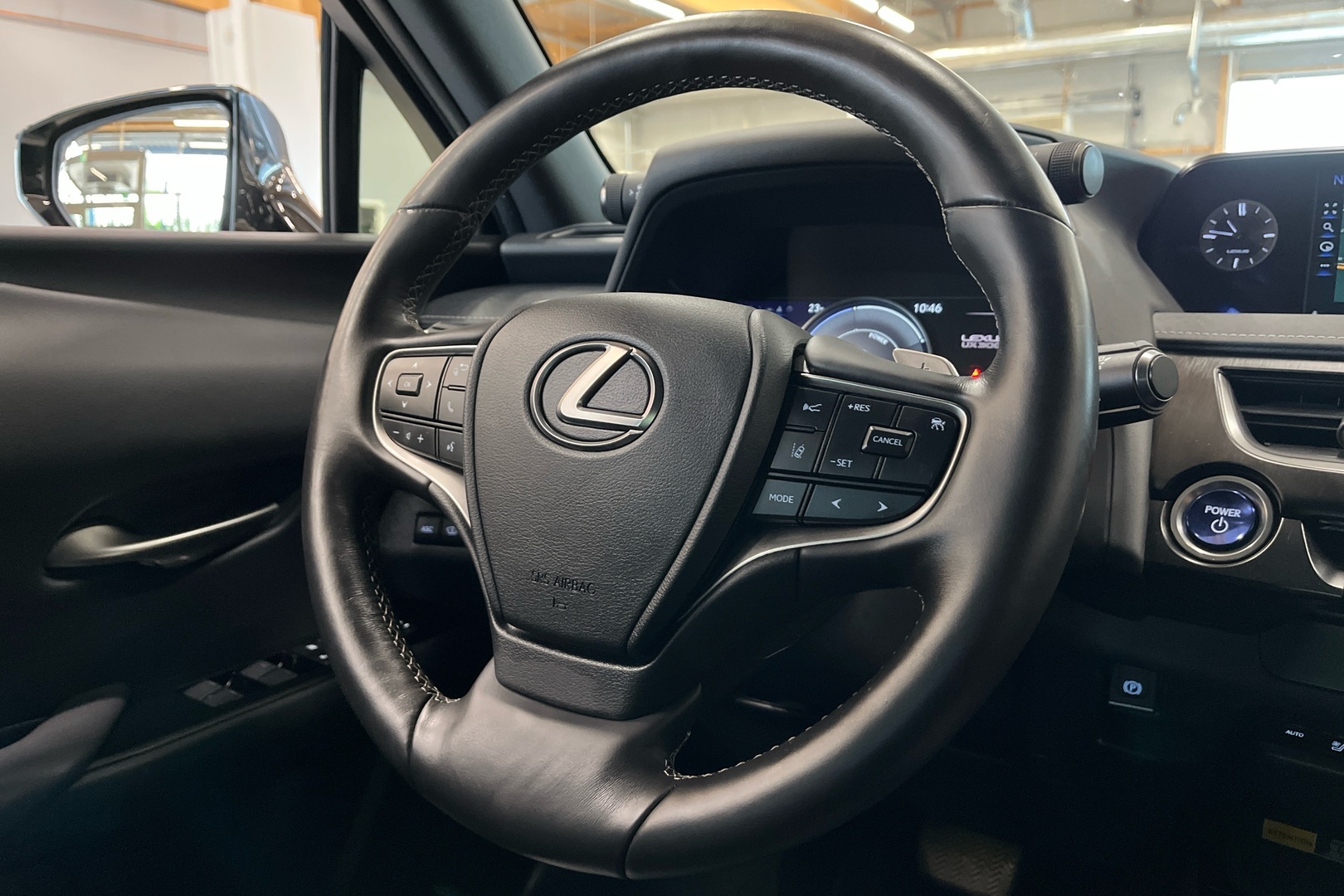 LEXUS UX 2022