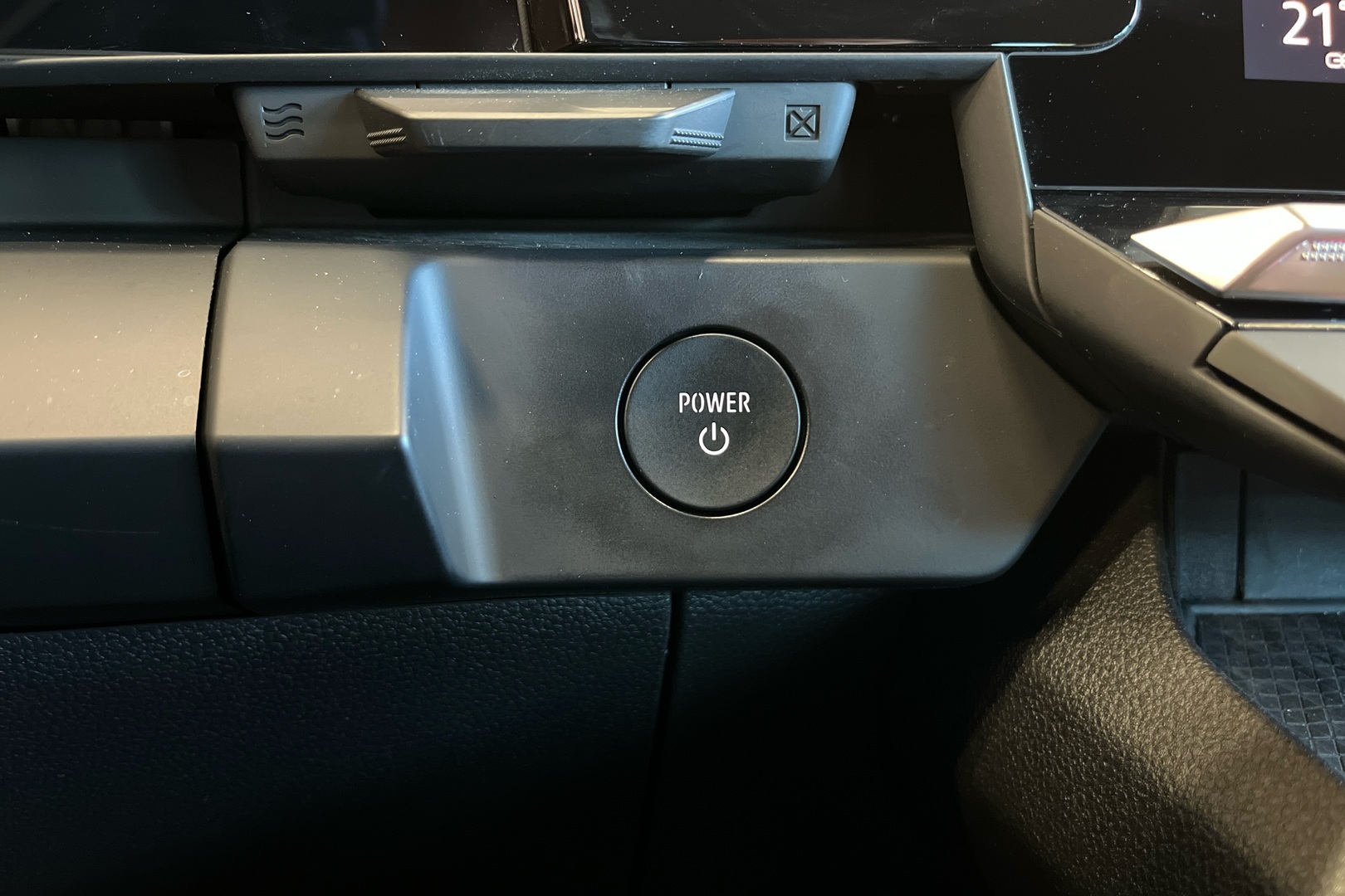 RENAULT Megane 2023