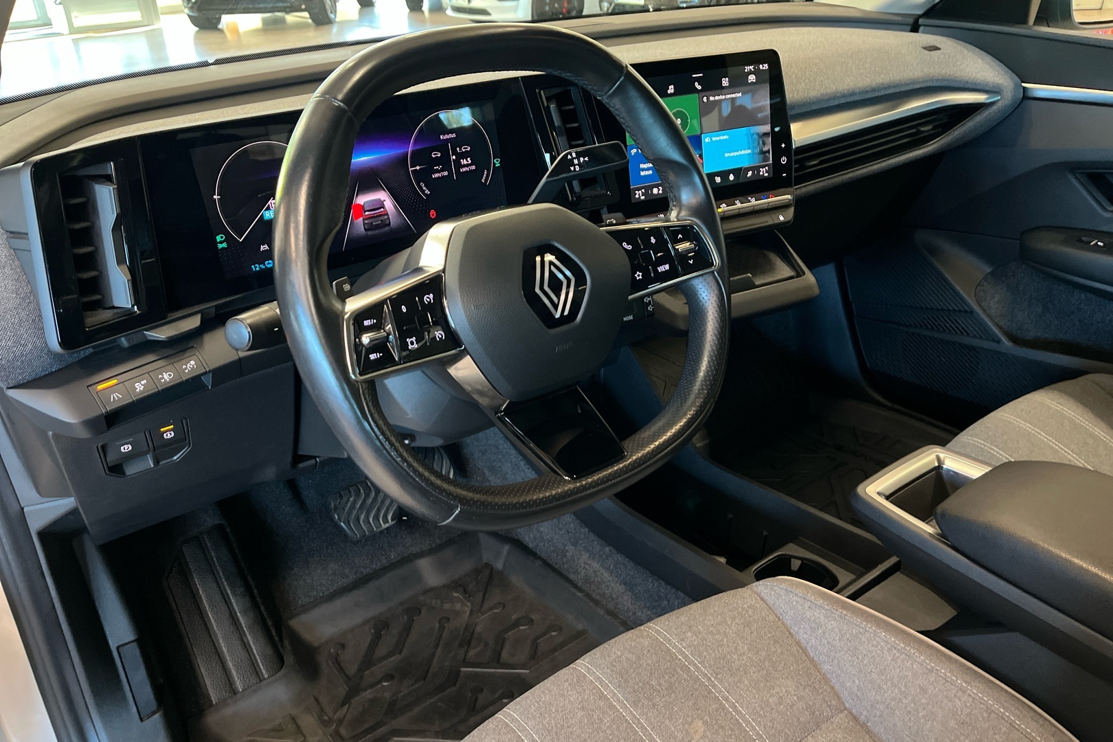 RENAULT Megane 2023
