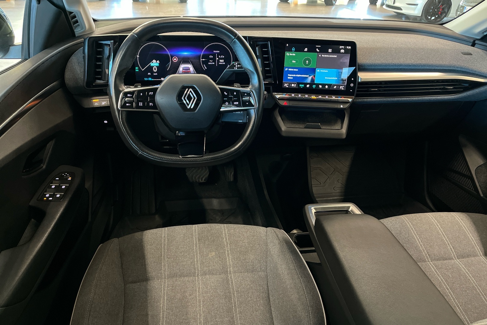 RENAULT Megane 2023