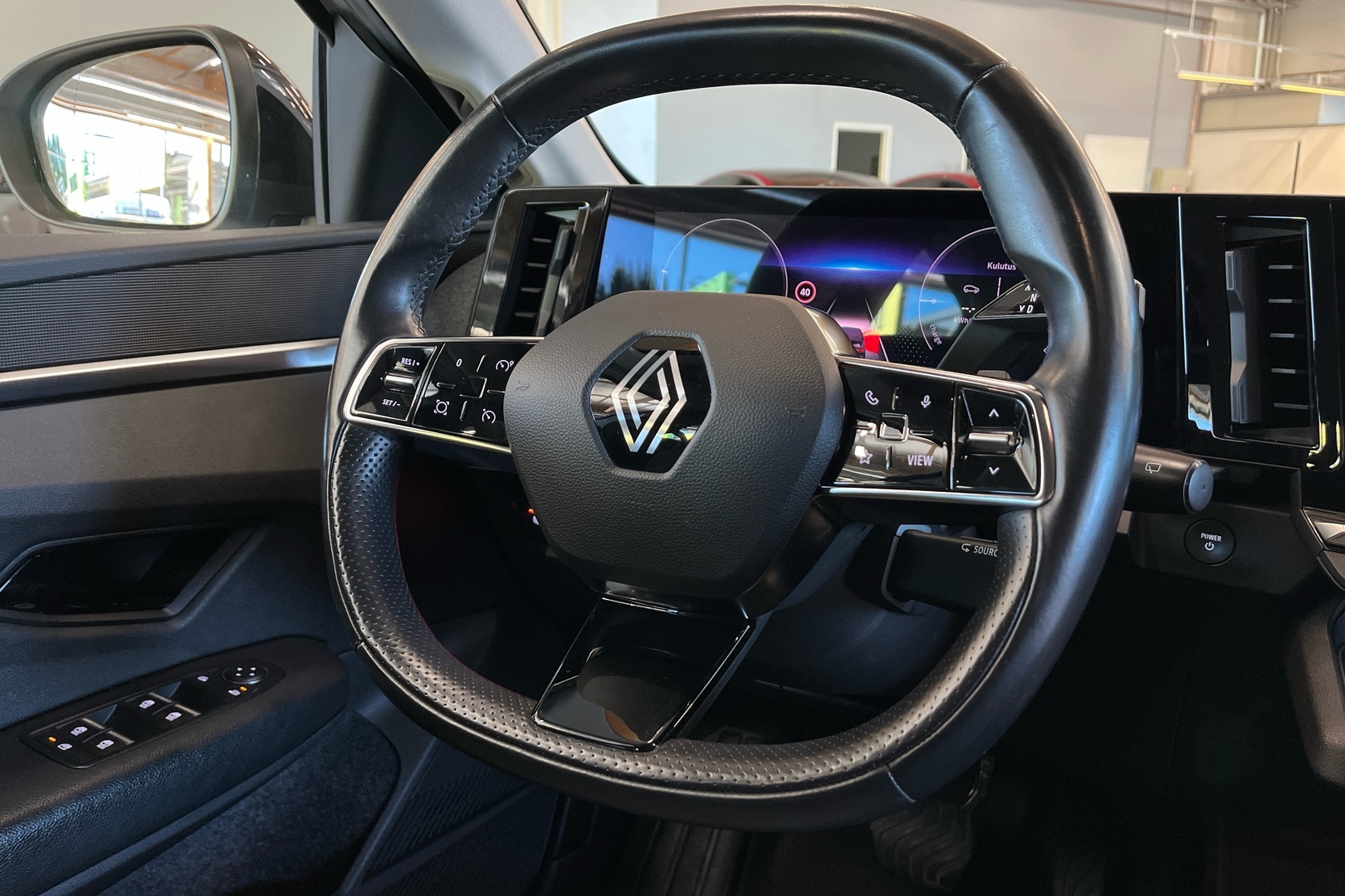 RENAULT Megane 2023