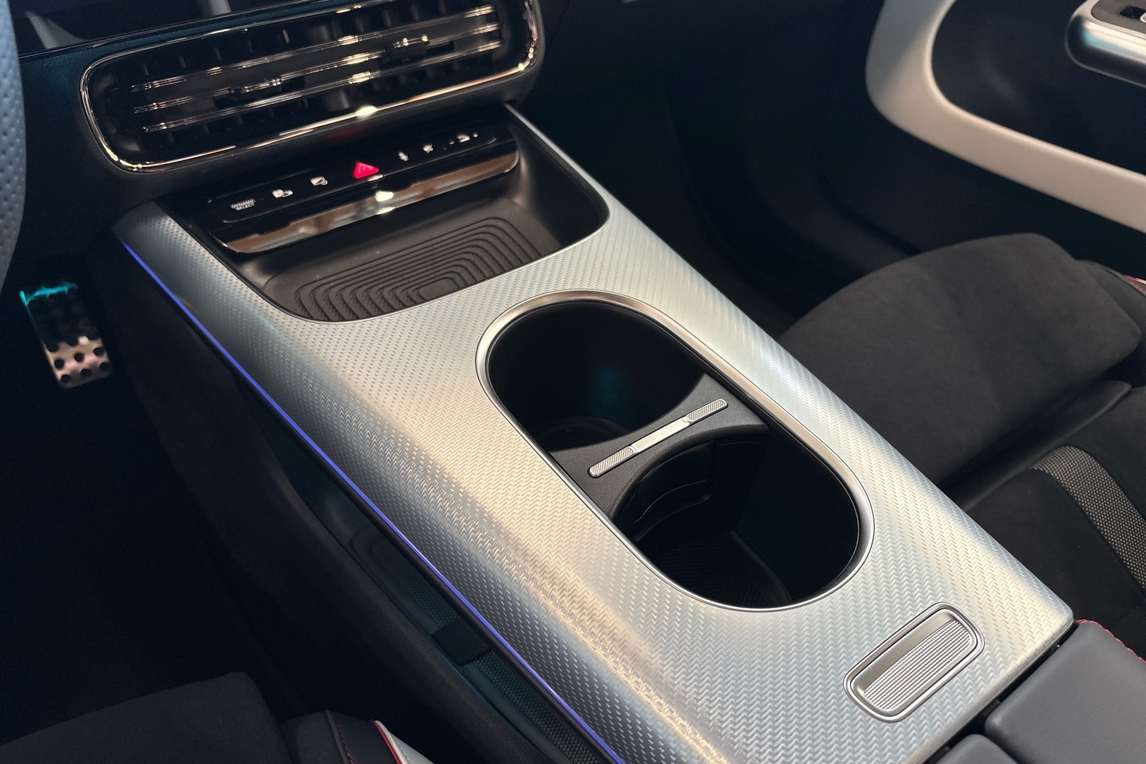 MERCEDES-BENZ CLA 2026