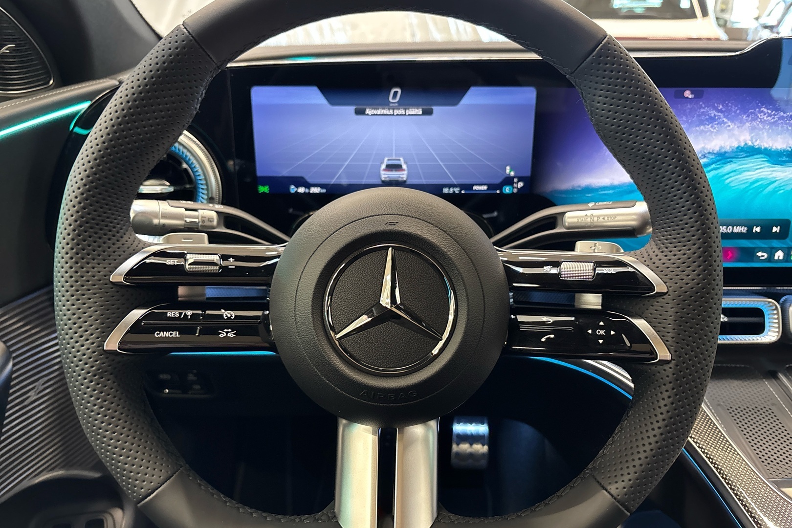 MERCEDES-BENZ GLC 2026