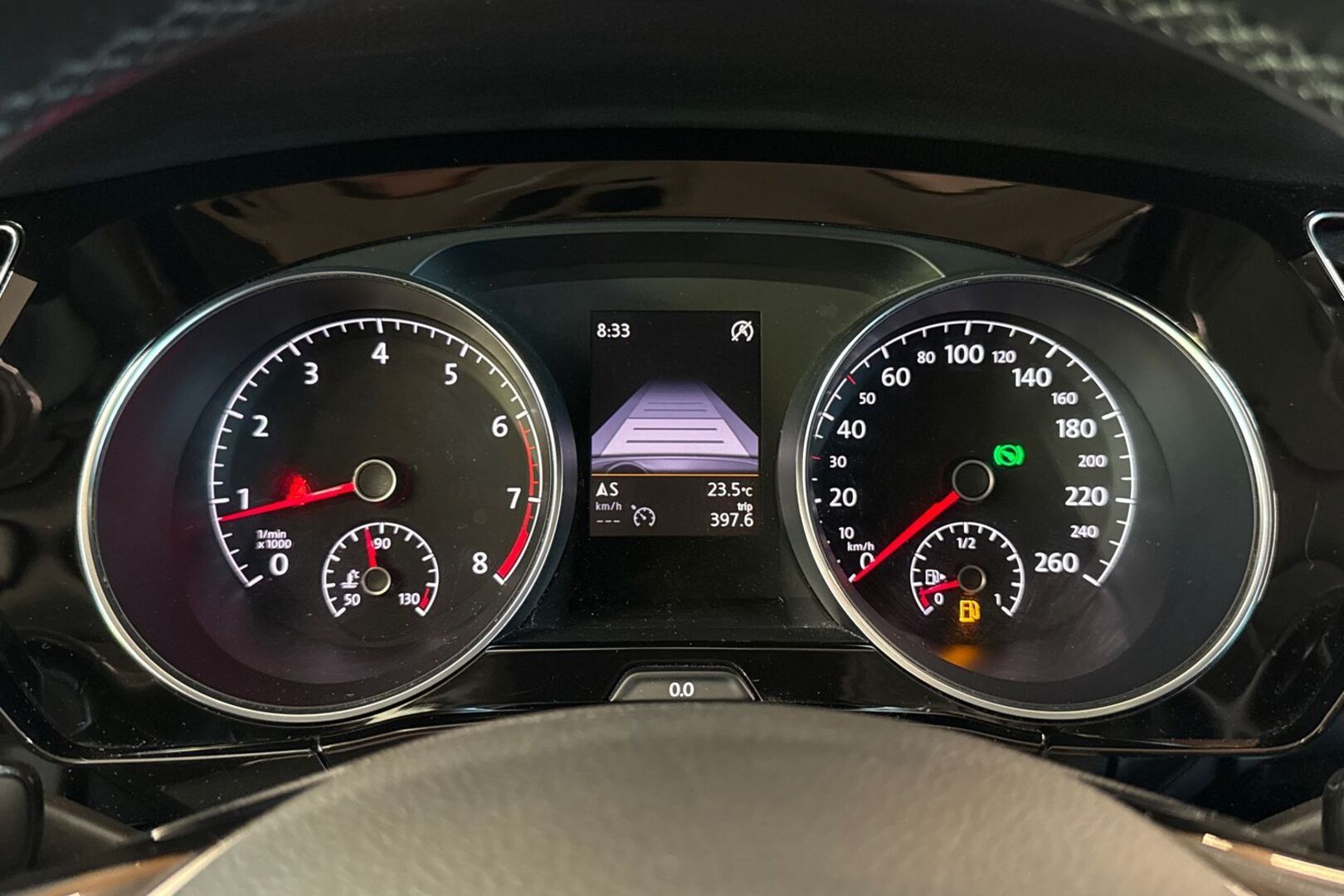 VOLKSWAGEN Touran 2016