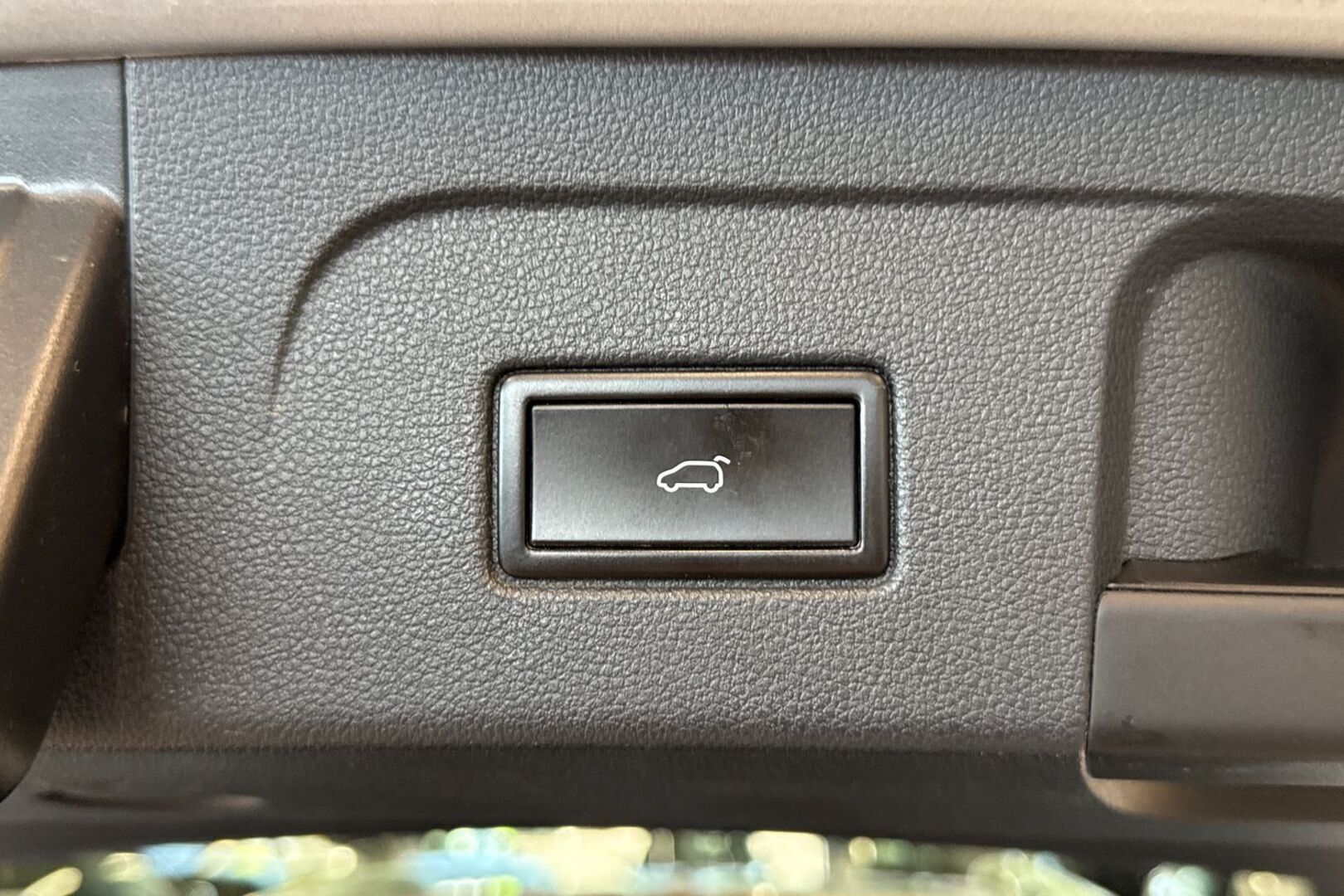 VOLKSWAGEN Touran 2016