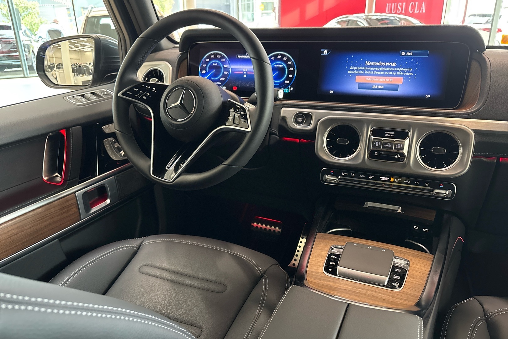 MERCEDES-BENZ G 2025