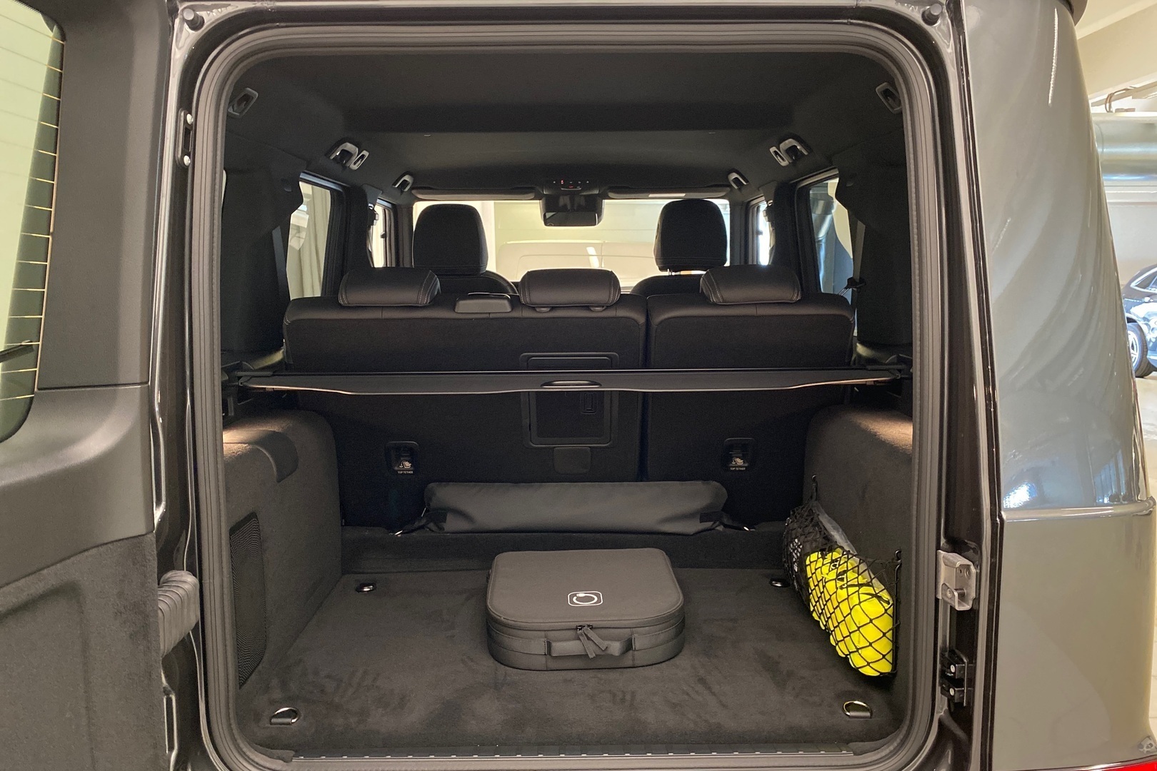 MERCEDES-BENZ G 2025