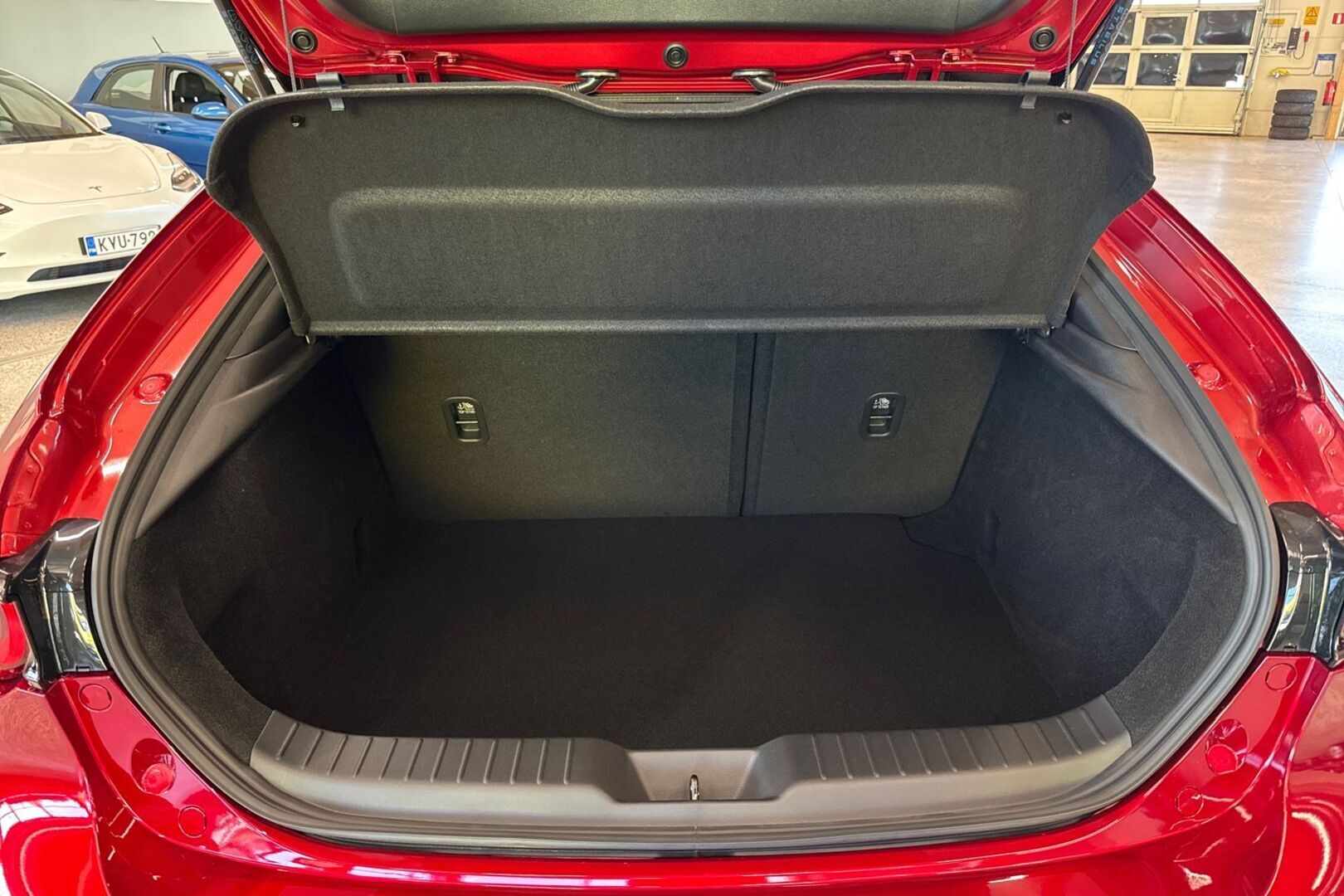MAZDA Mazda3 12