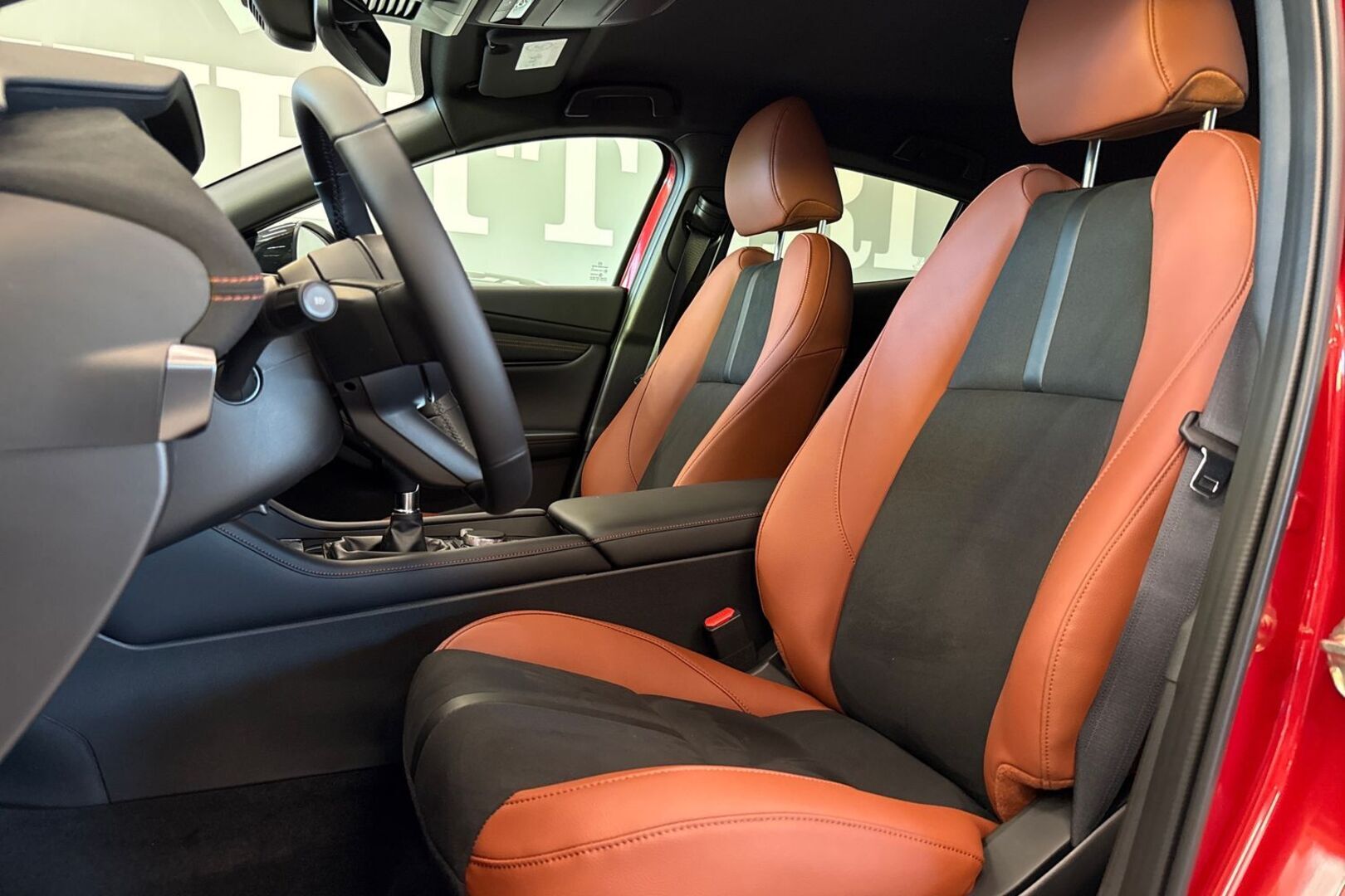 MAZDA Mazda3 18