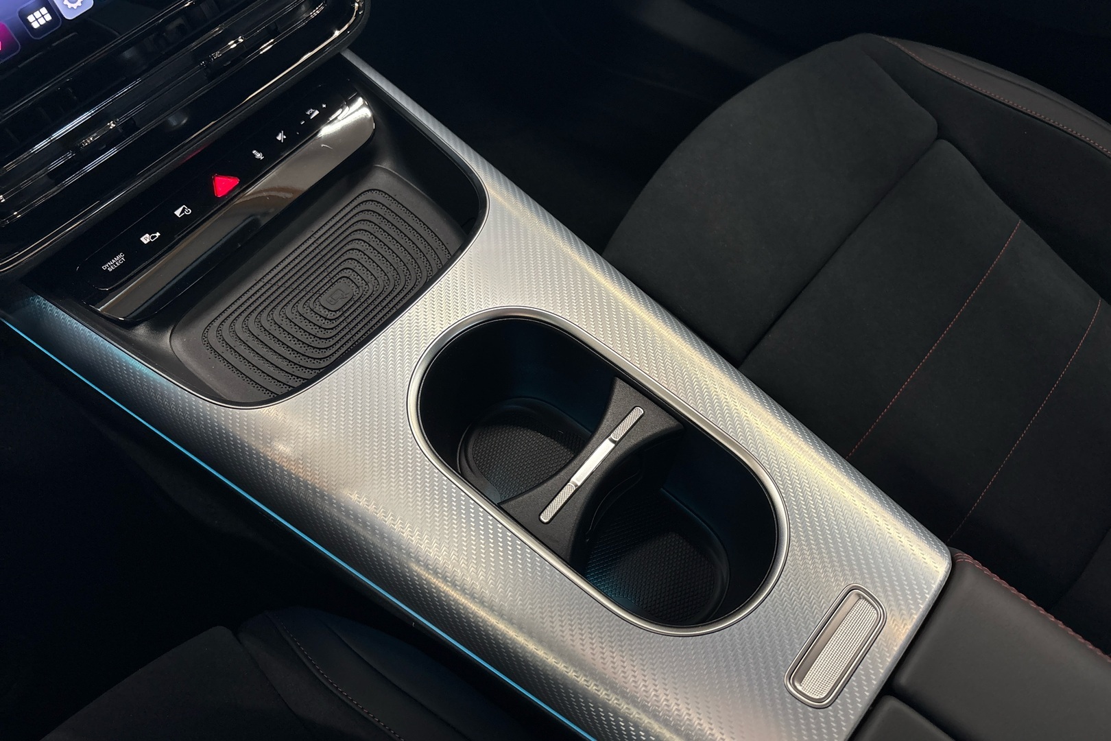 MERCEDES-BENZ CLA 2026