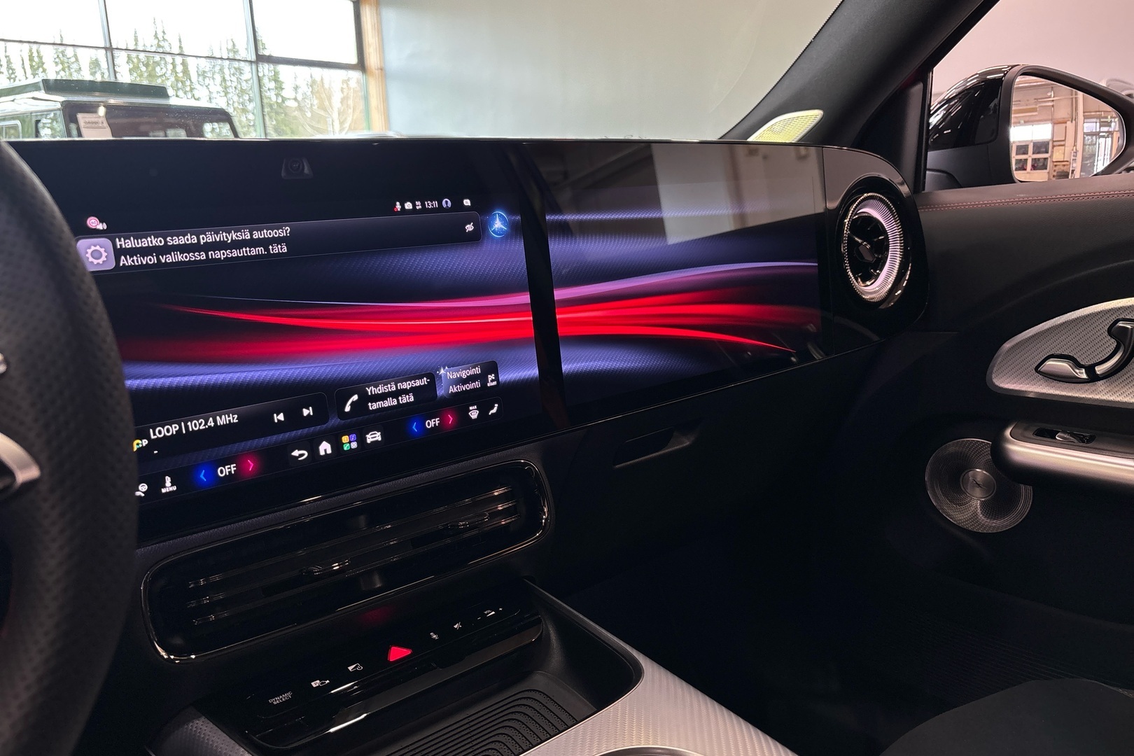 MERCEDES-BENZ GLB 2026