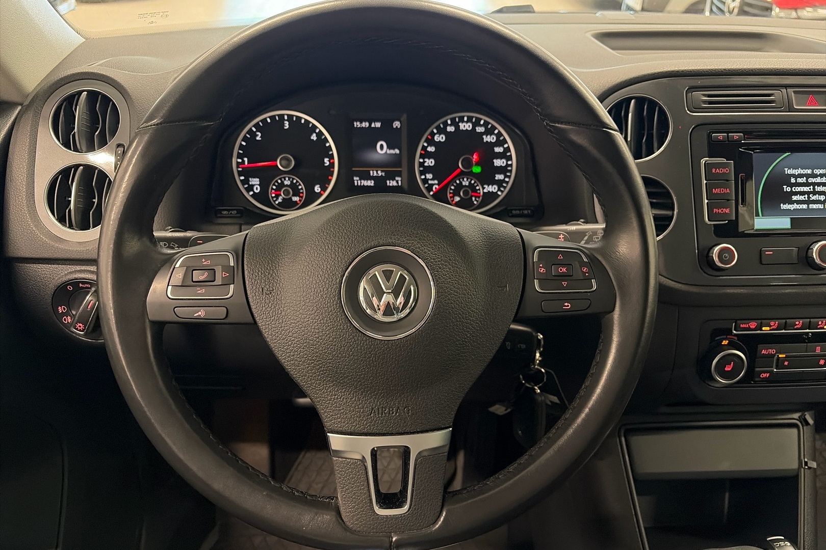 VOLKSWAGEN Tiguan 2015