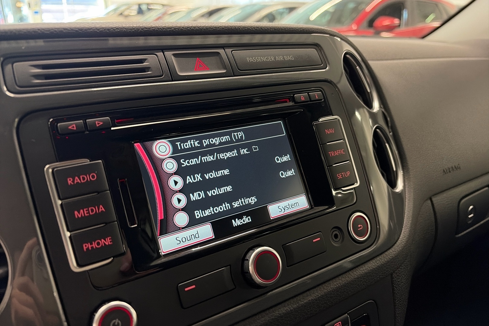 VOLKSWAGEN Tiguan 2015