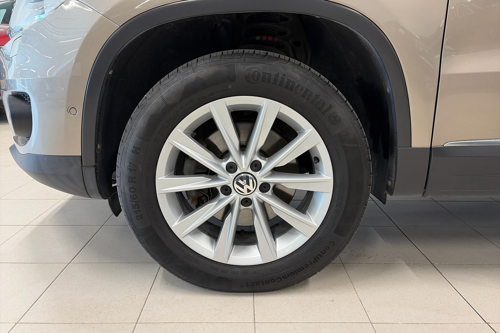 VOLKSWAGEN Tiguan 2015