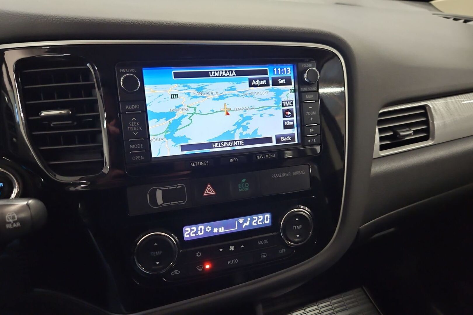 MITSUBISHI Outlander PHEV 2015
