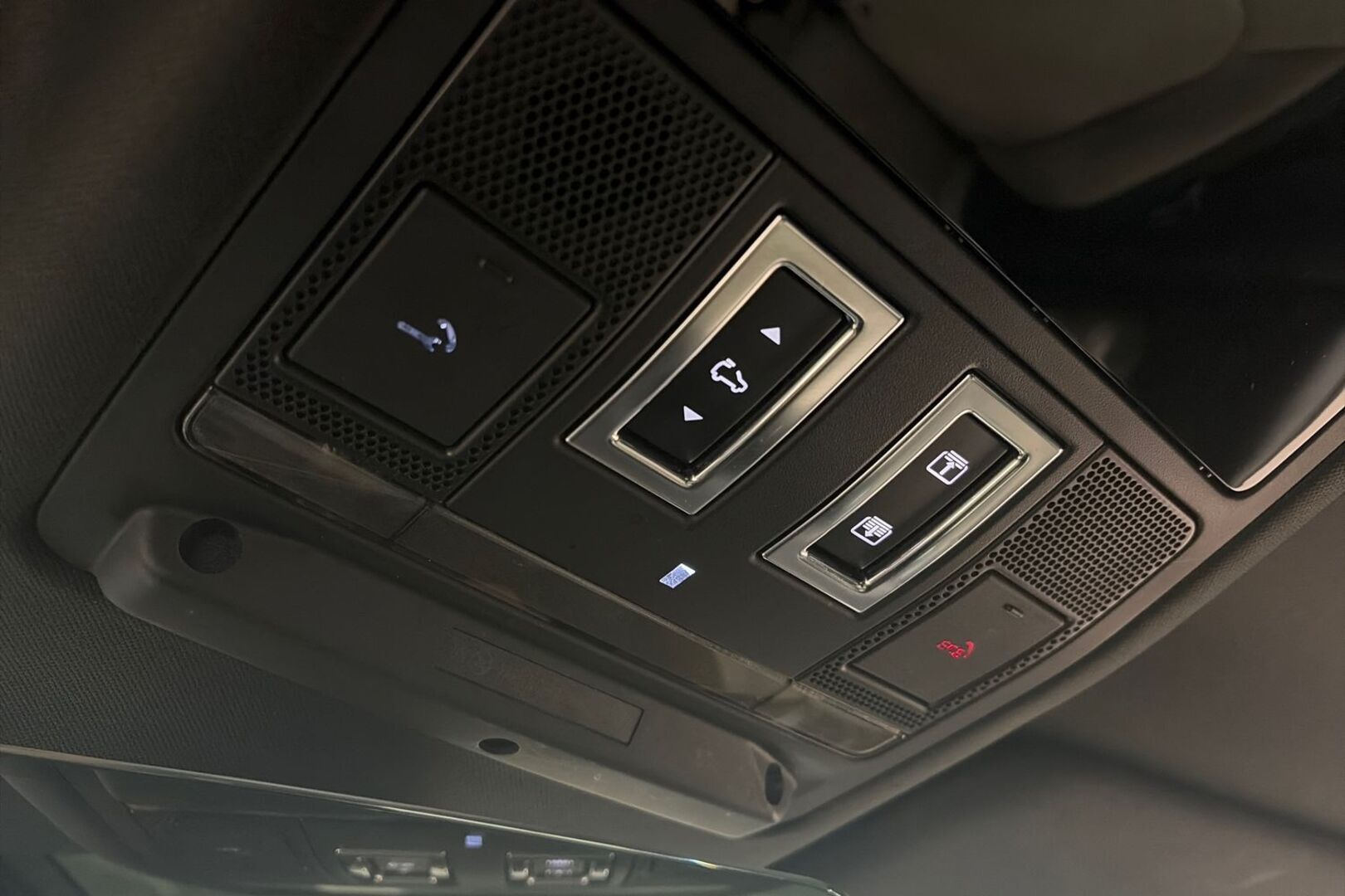 LAND ROVER Defender 29