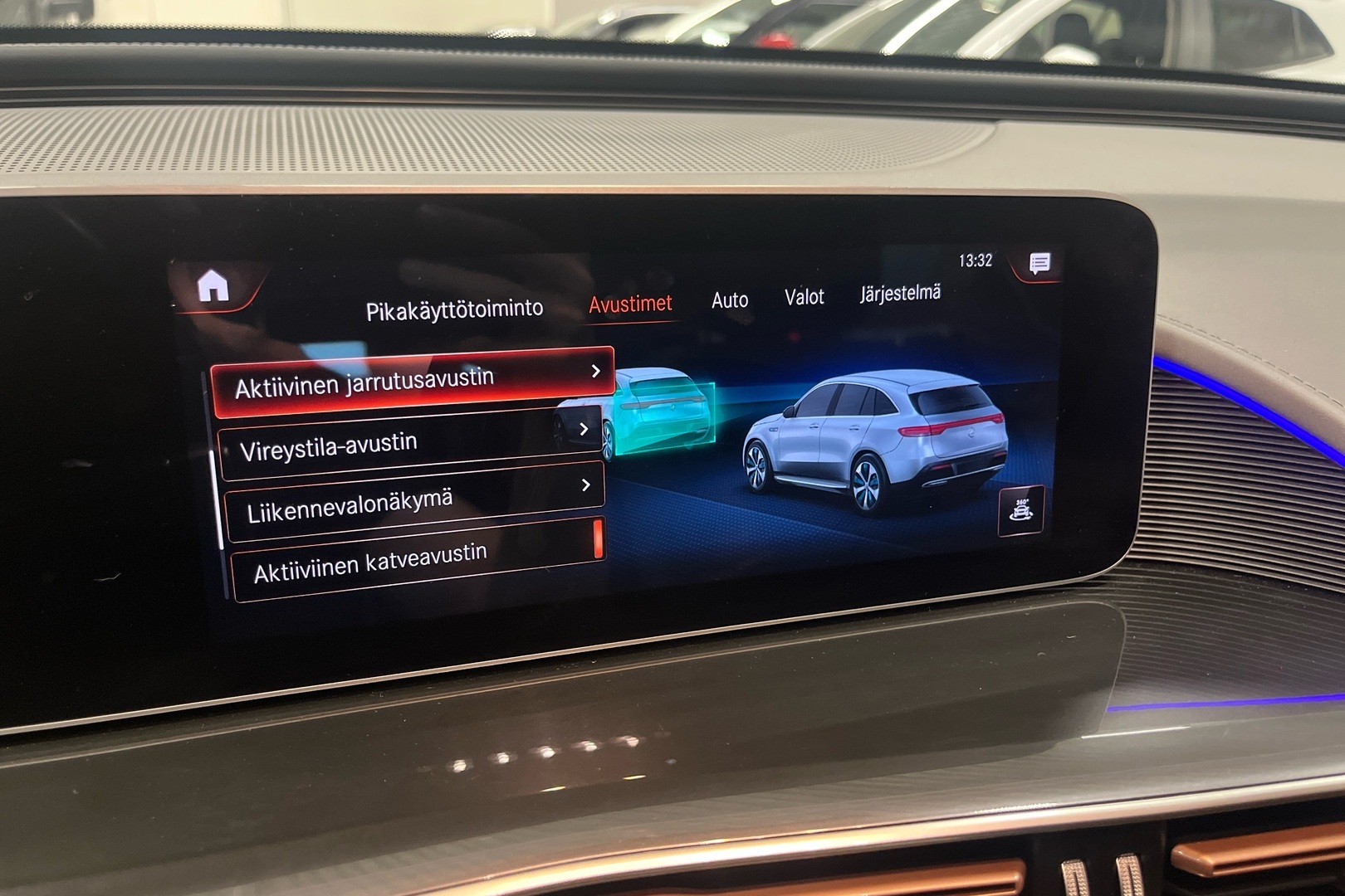 MERCEDES-BENZ EQC 2021