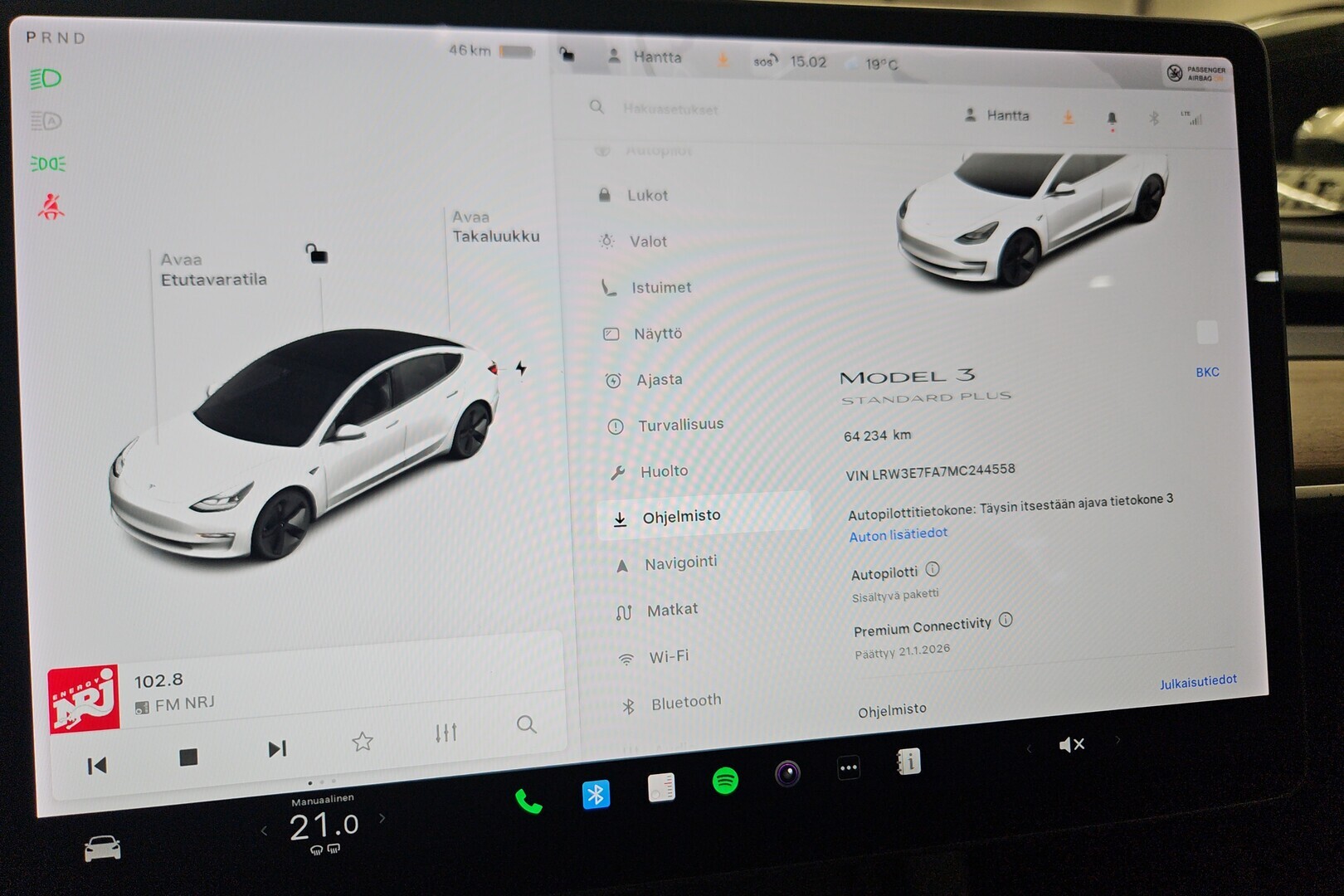 TESLA Model 3 2021