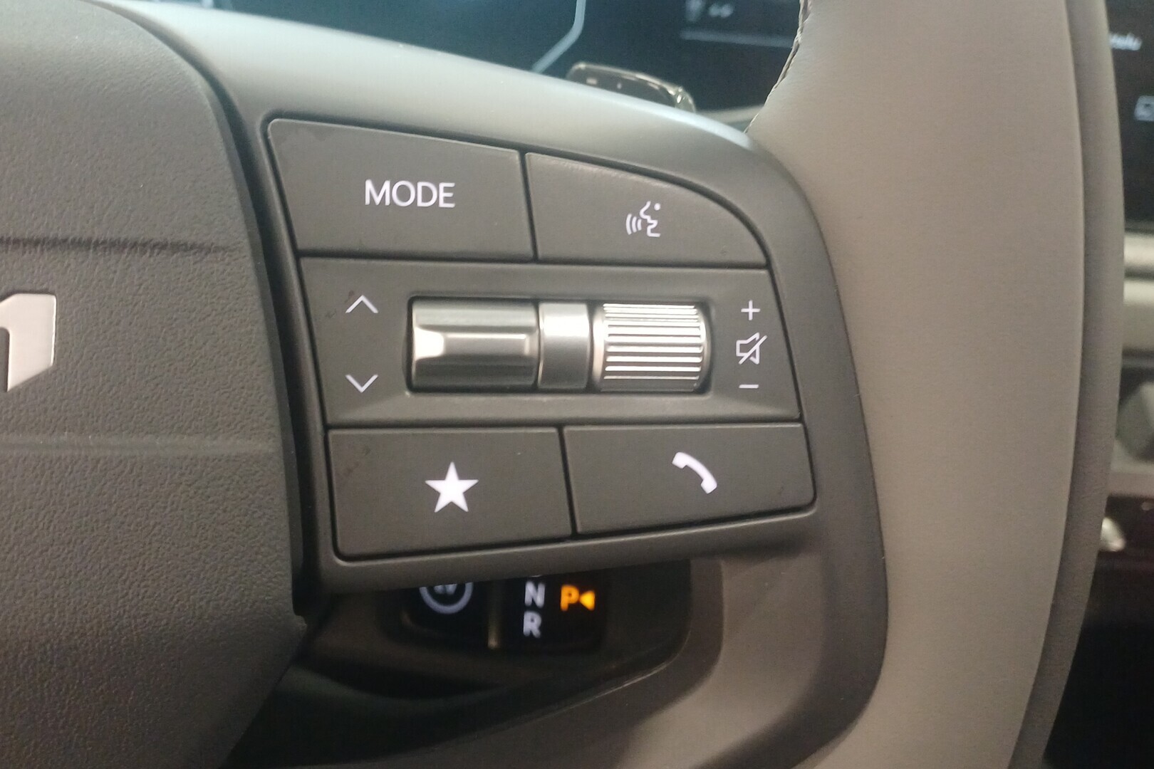KIA EV3 11