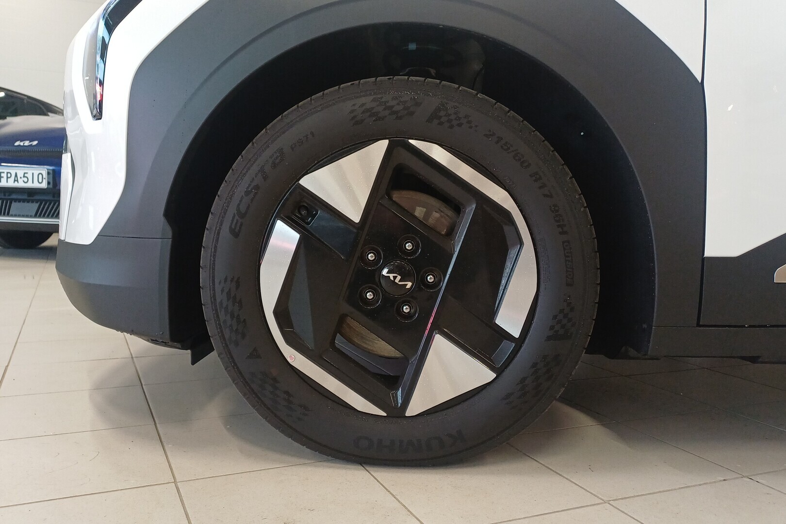 KIA EV3 6
