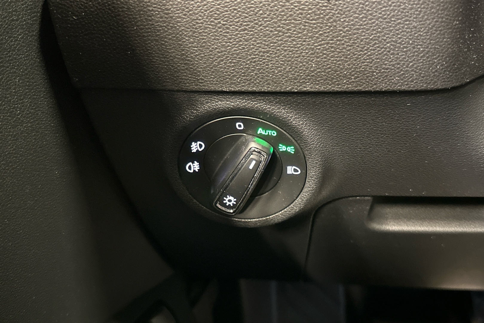 SKODA Karoq 2019