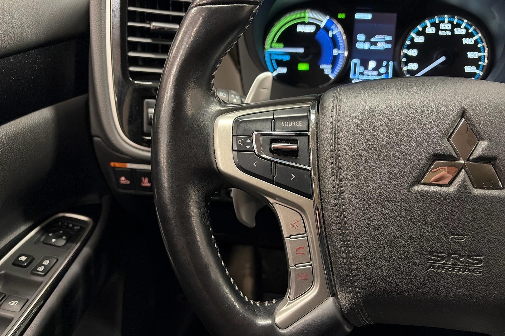 MITSUBISHI Outlander PHEV 2022