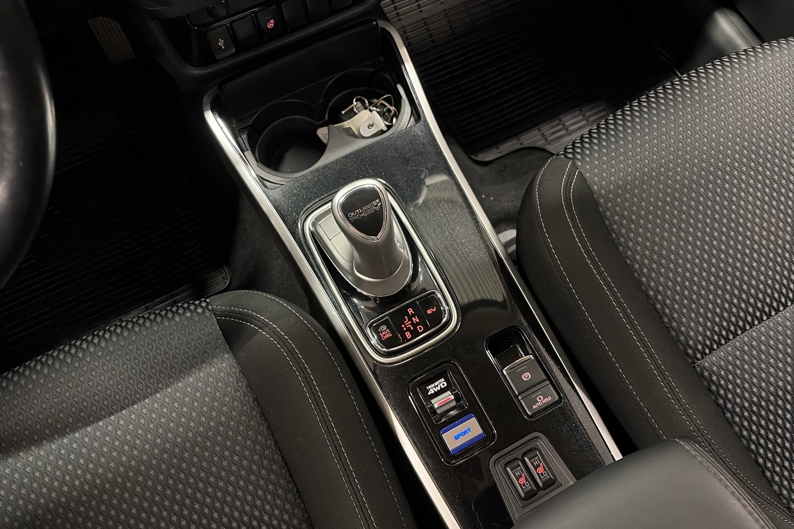 MITSUBISHI Outlander PHEV 2022