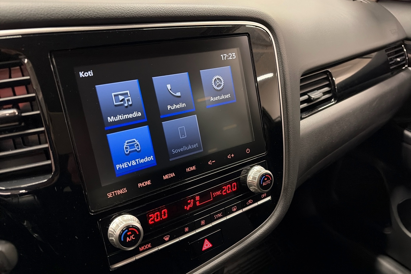 MITSUBISHI Outlander PHEV 2022