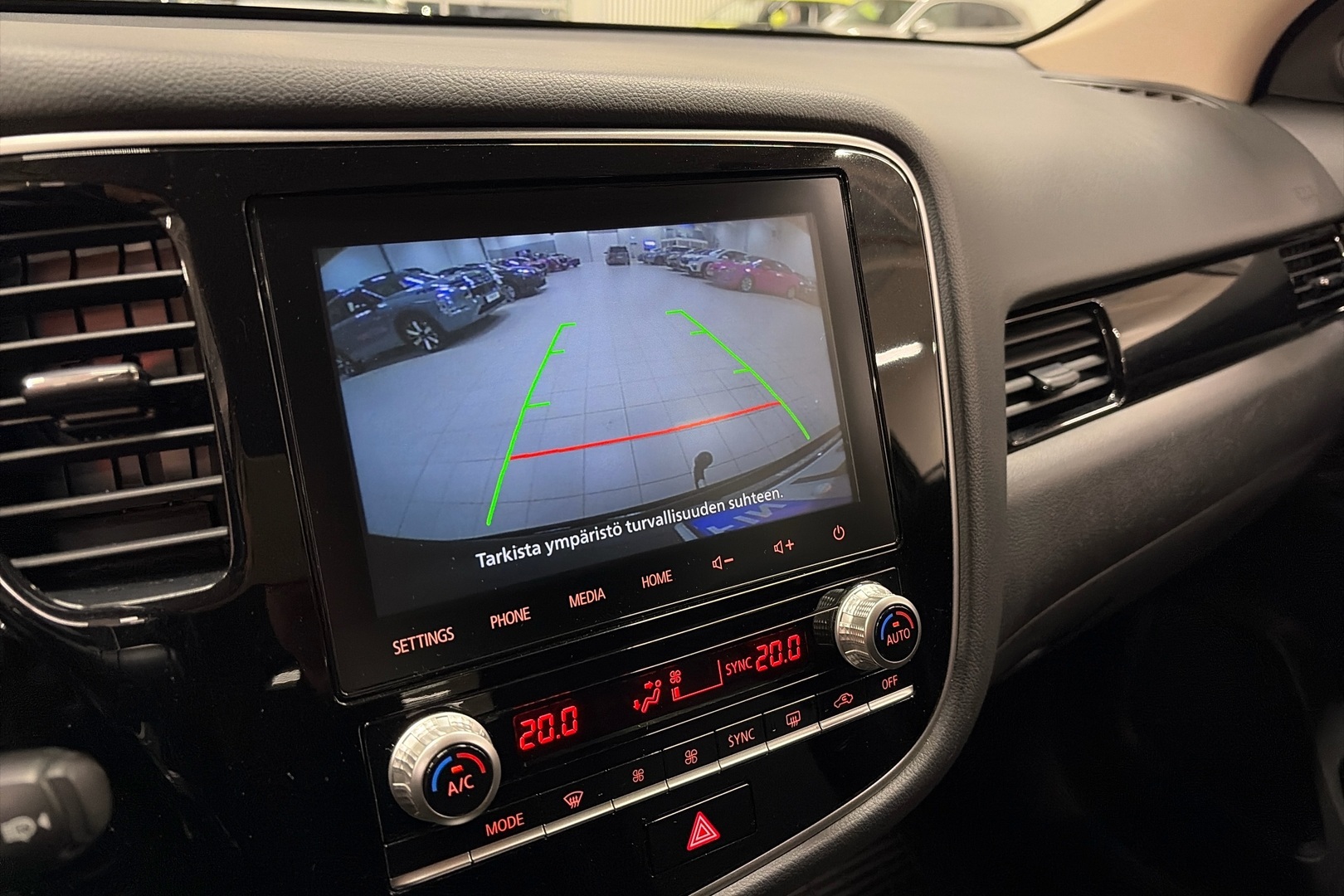 MITSUBISHI Outlander PHEV 2022