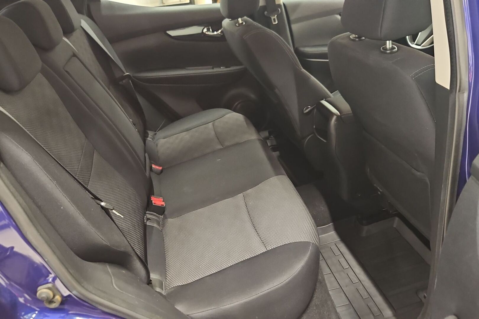 NISSAN Qashqai 18