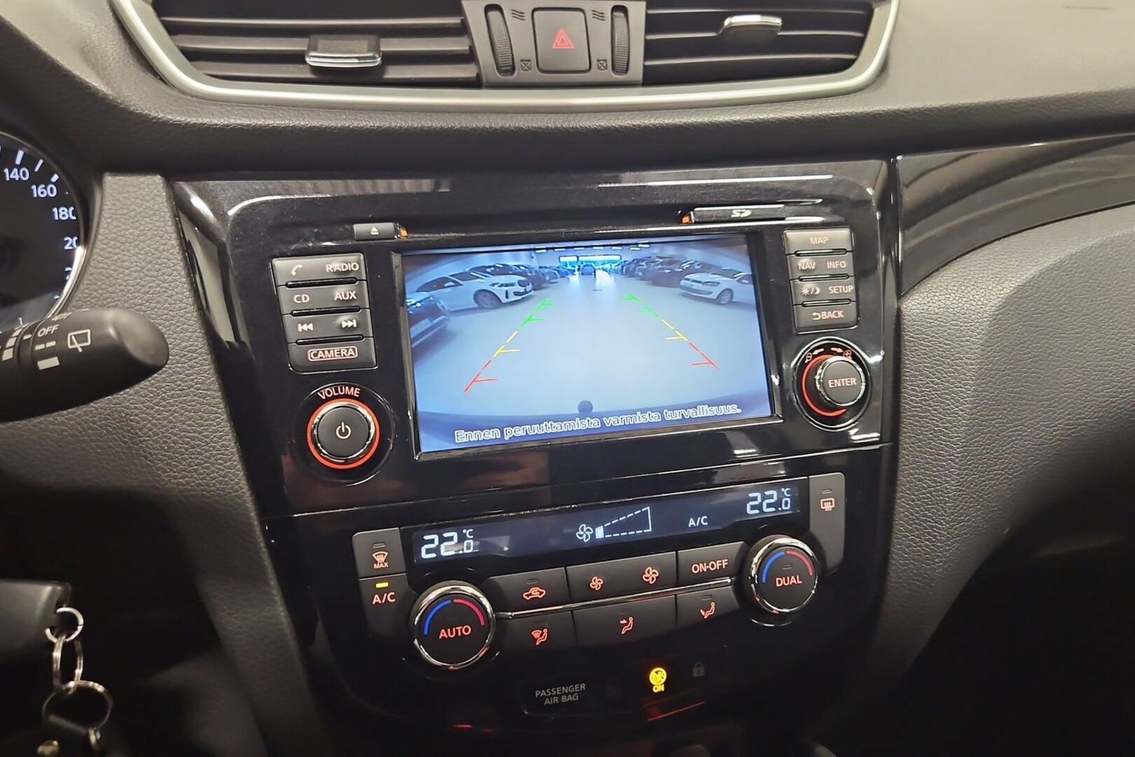 NISSAN Qashqai 24