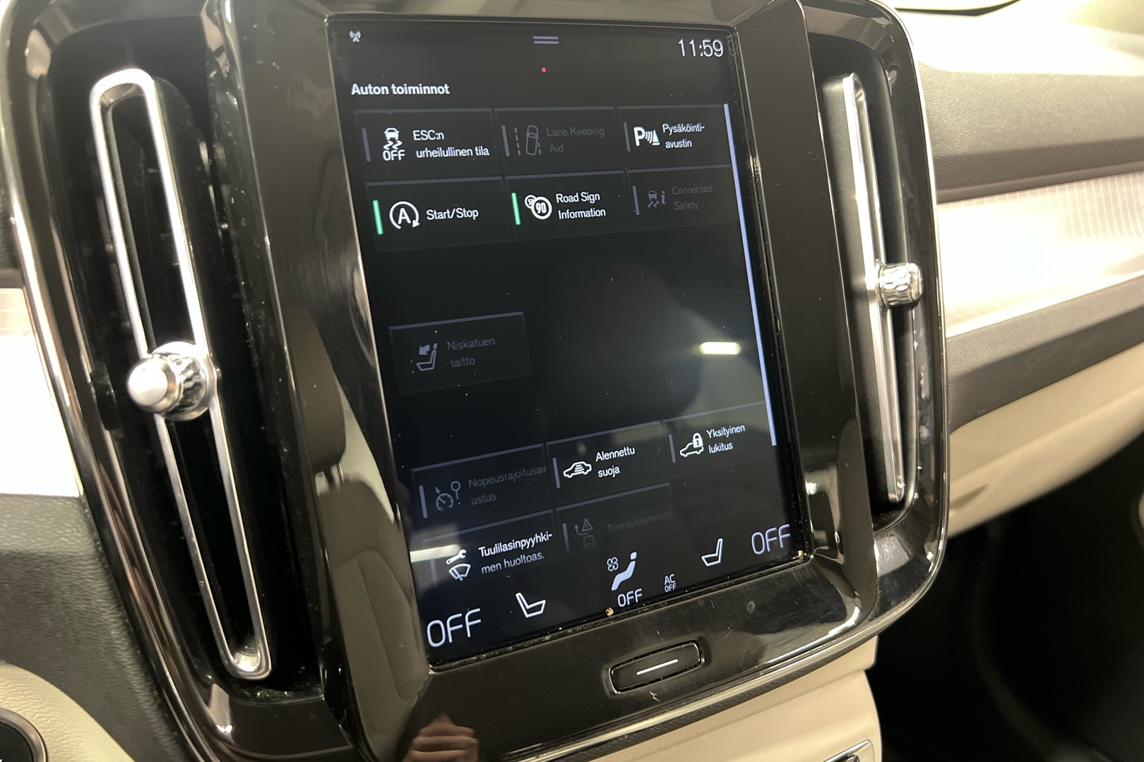 VOLVO XC40 2018