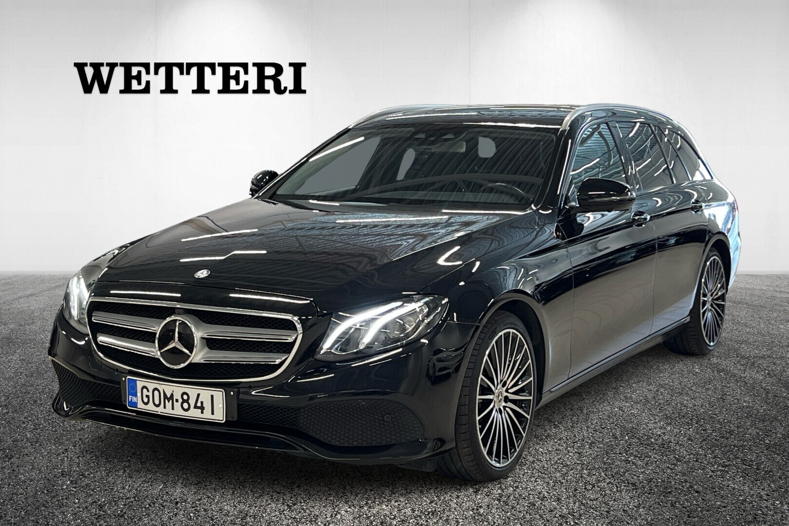 MERCEDES-BENZ E 2016