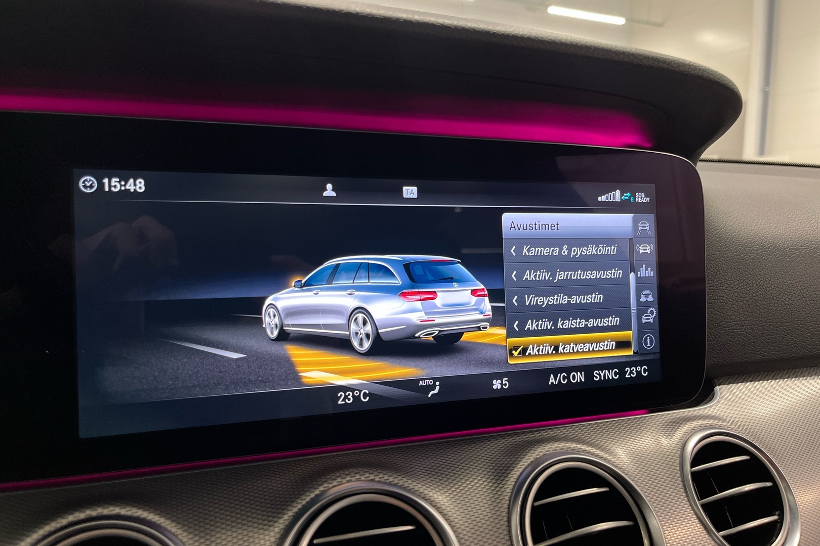 MERCEDES-BENZ E 2016