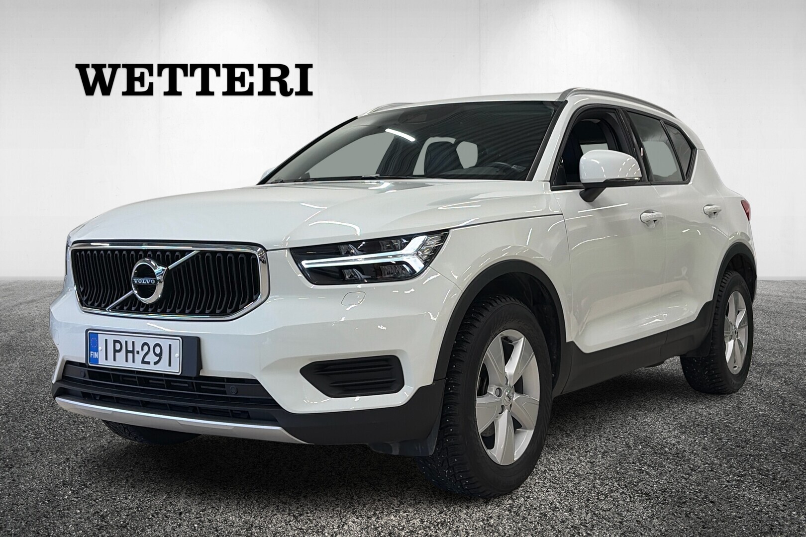 VOLVO XC40 2020