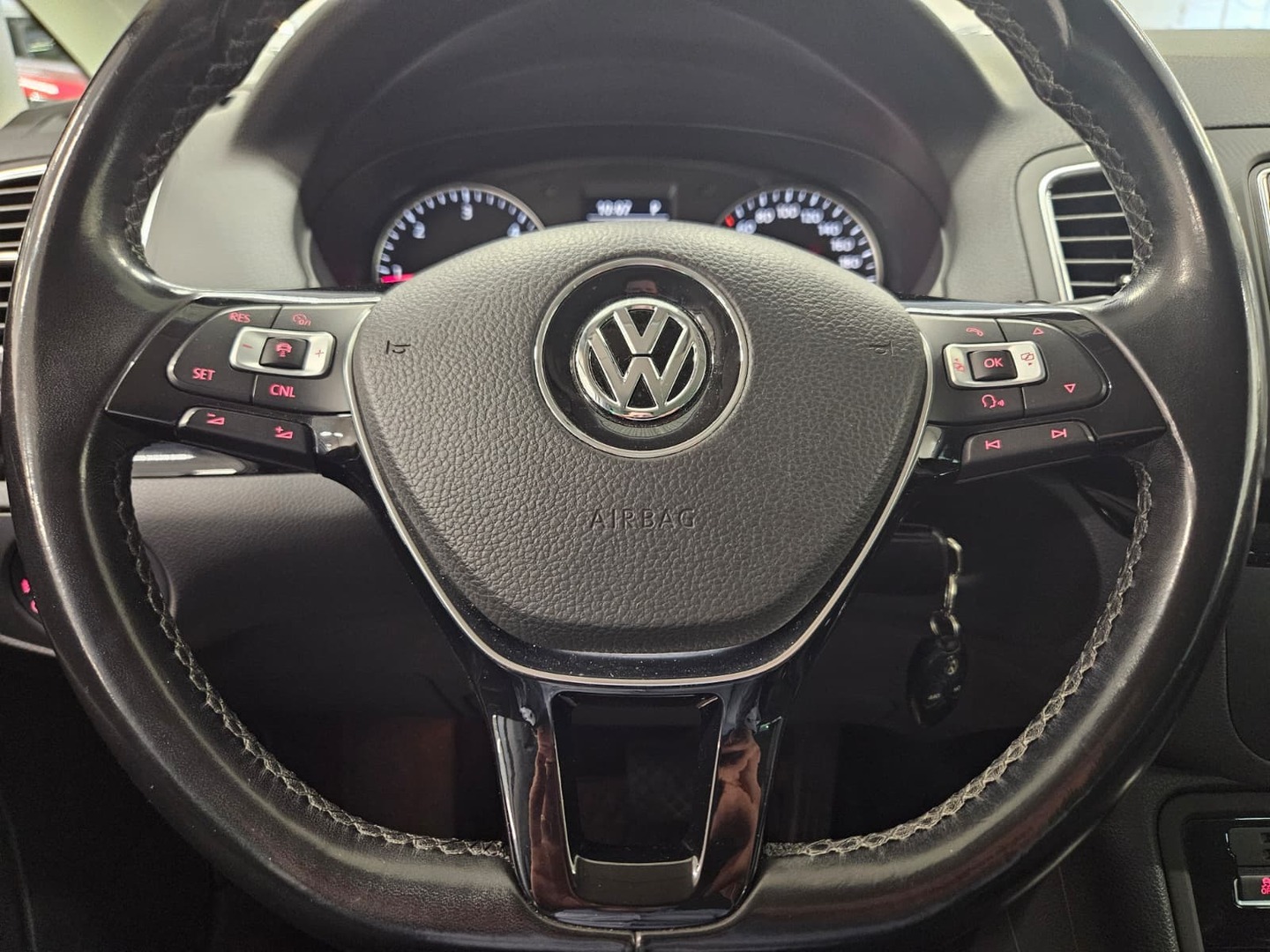 VOLKSWAGEN Sharan 2017