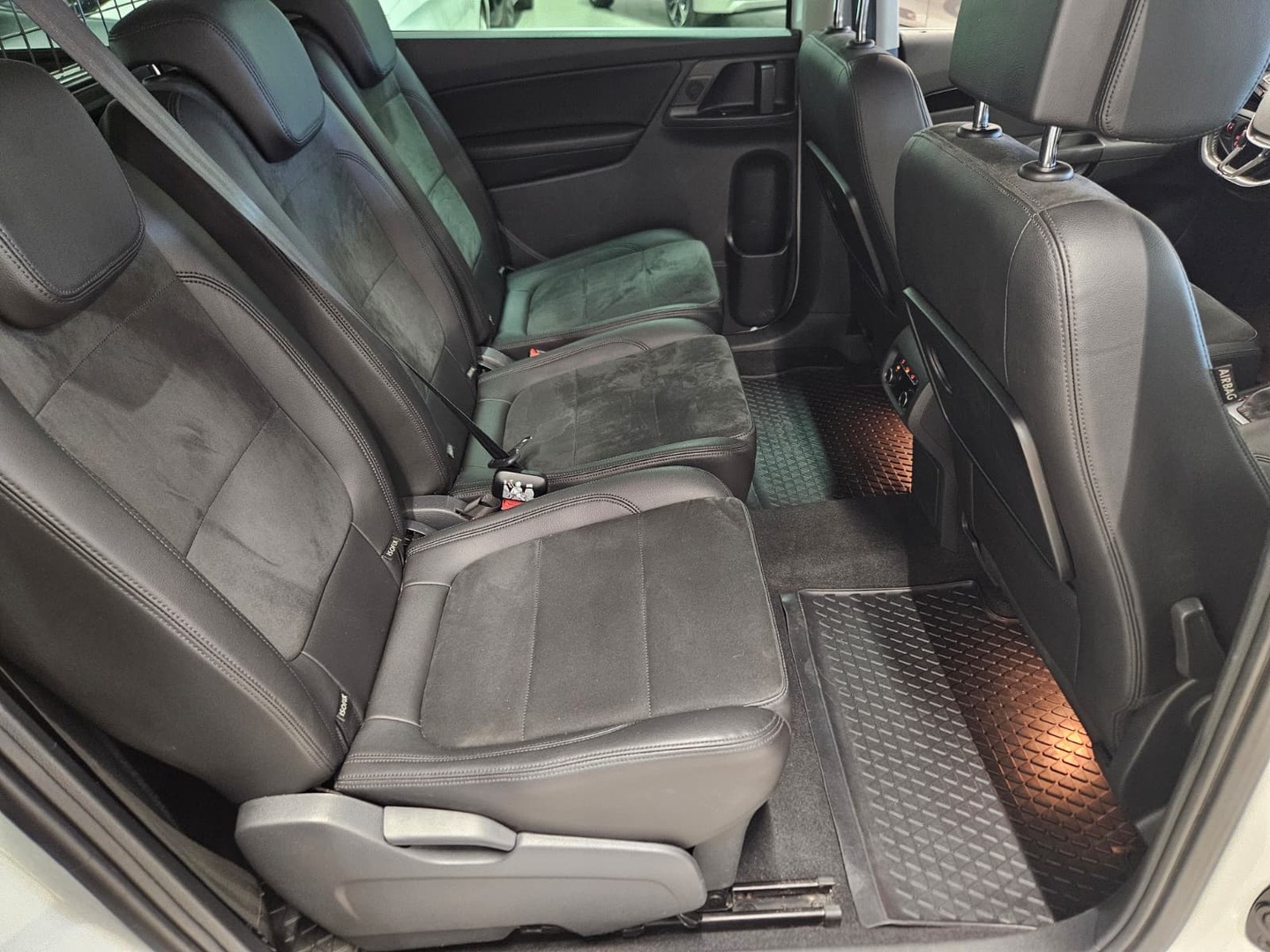 VOLKSWAGEN Sharan 2017