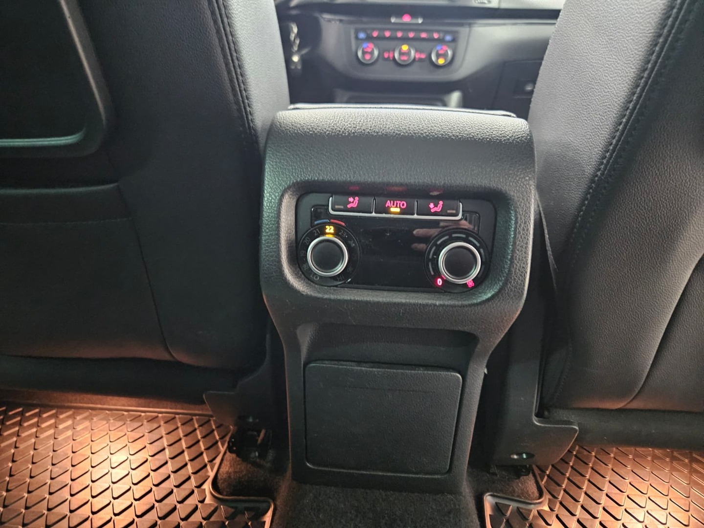 VOLKSWAGEN Sharan 2017