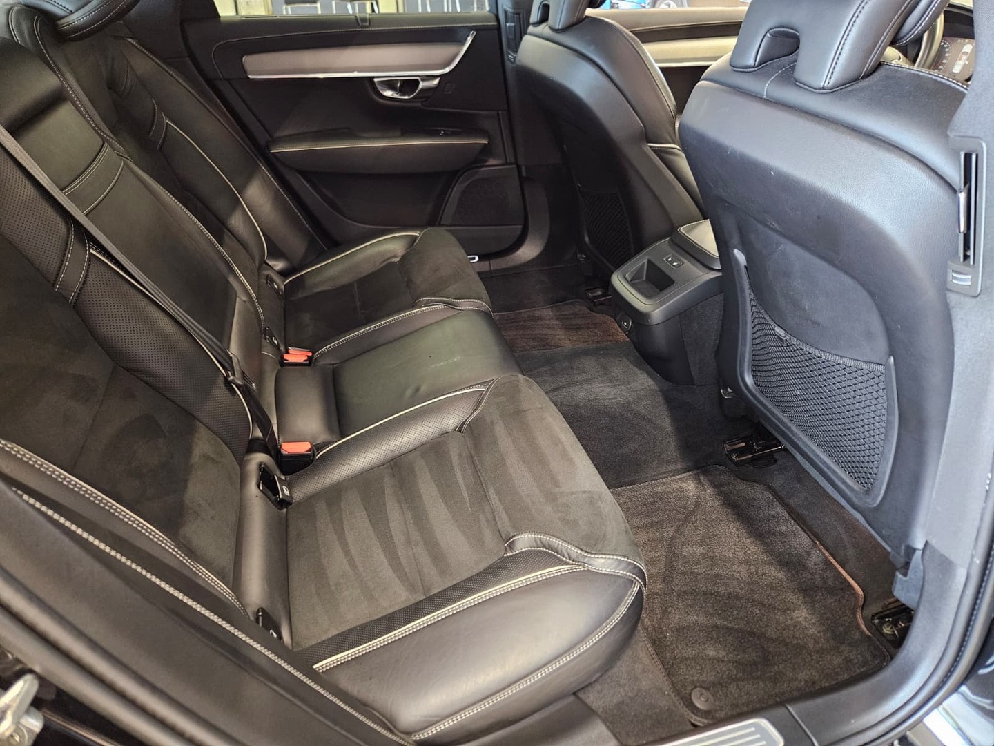 VOLVO S90 2021