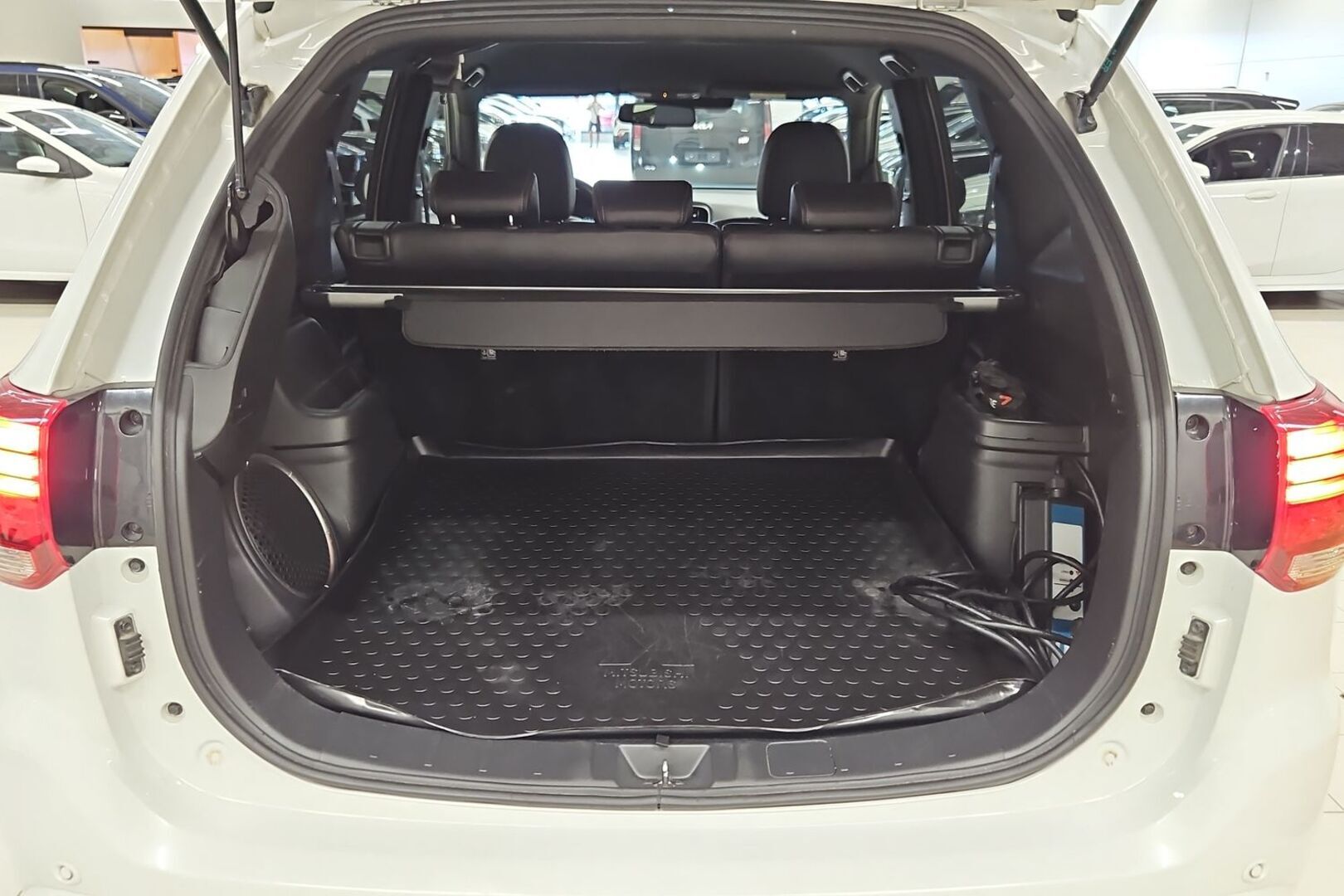 MITSUBISHI Outlander PHEV 2019