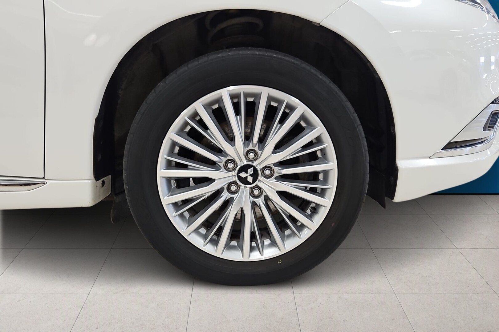 MITSUBISHI Outlander PHEV 2019
